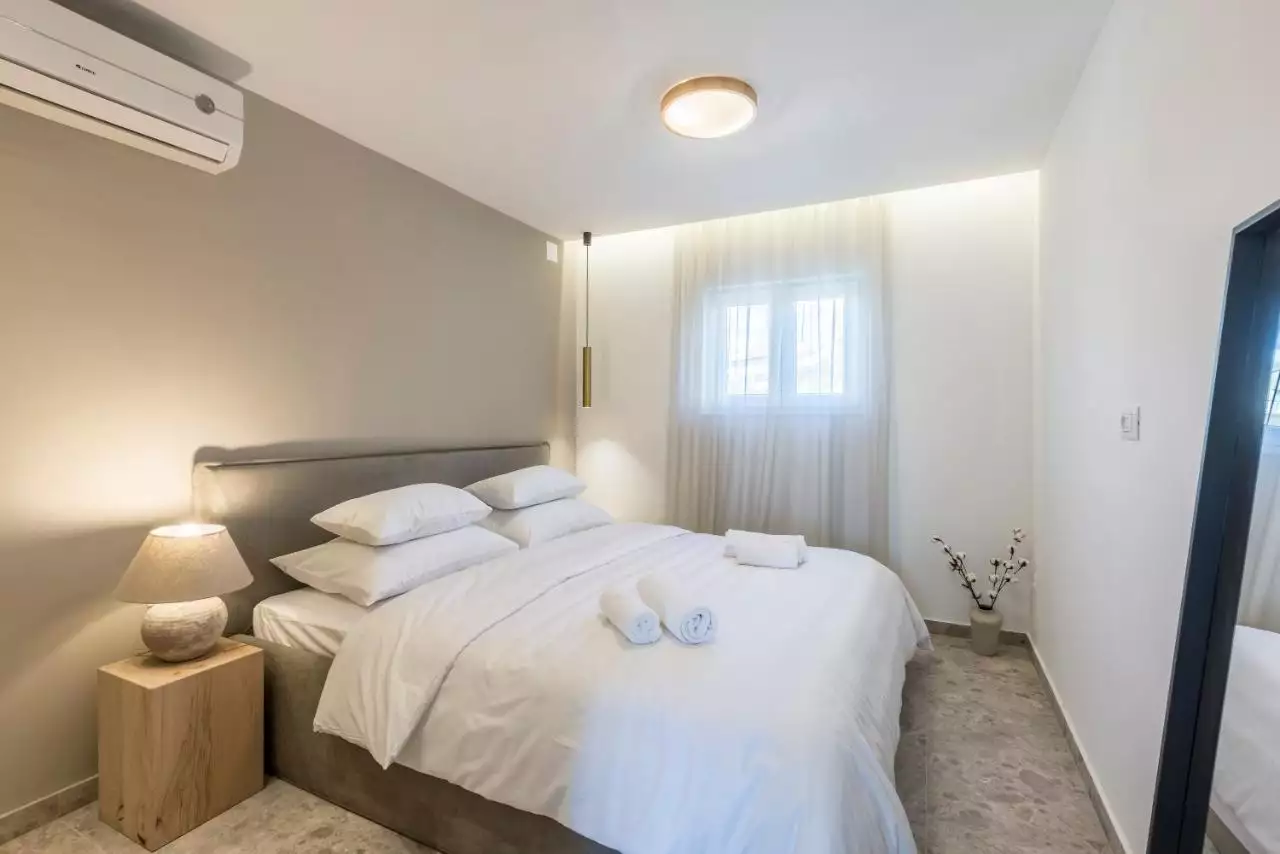 House 240m² in Croatia, Ciovo. Priced at 1200000€ rent photo-10
