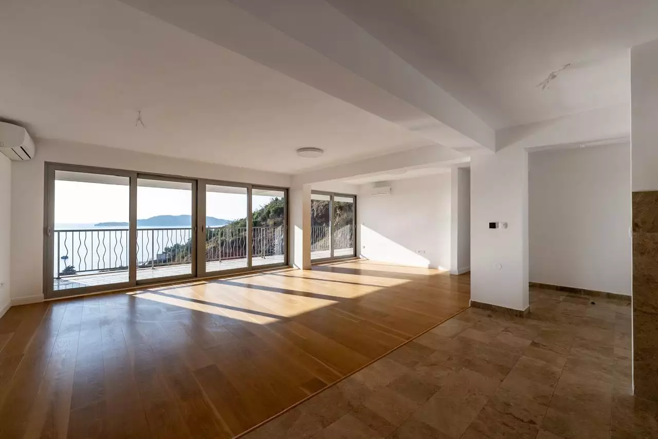 Flat 160m² in Montenegro, Przno. Priced at 565000€ rent photo-1