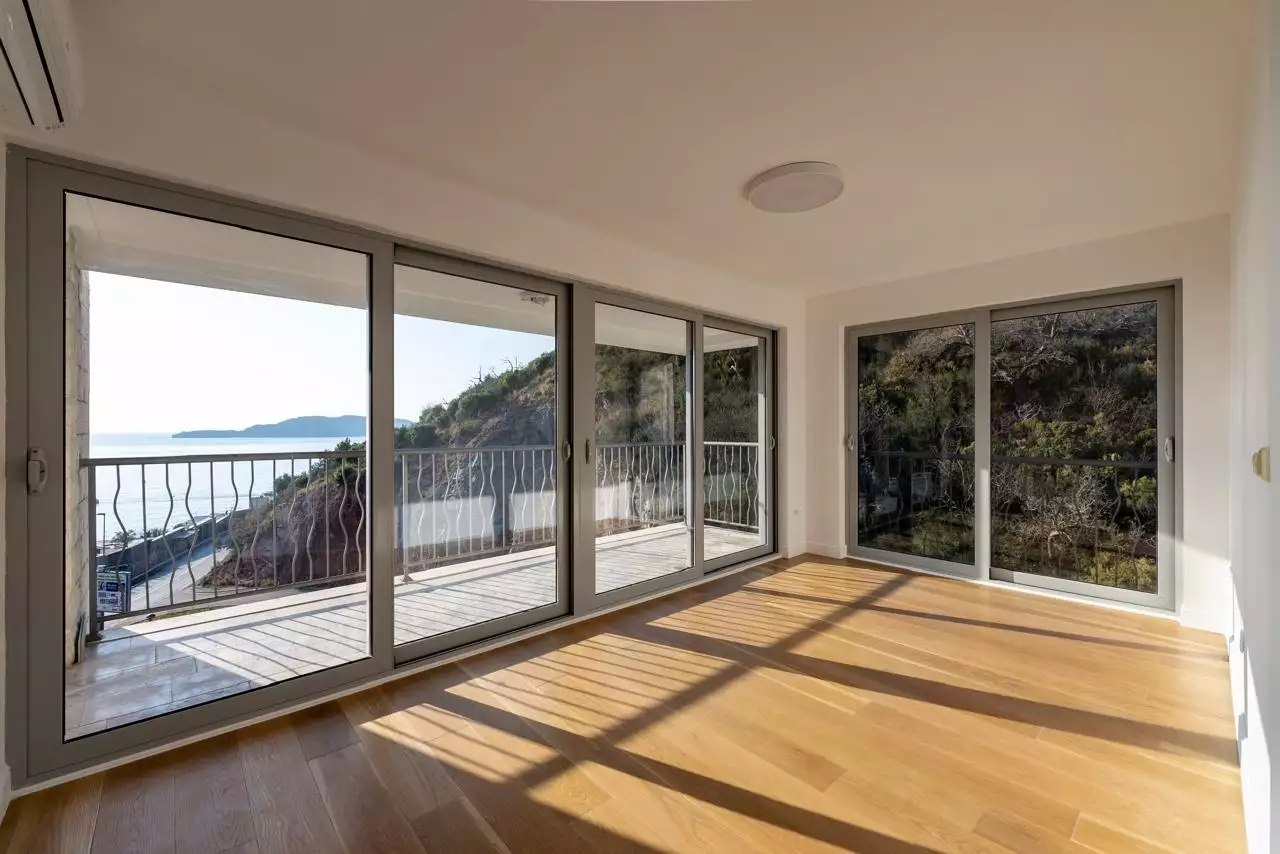 Flat 160m² in Montenegro, Przno. Priced at 565000€ rent photo-11