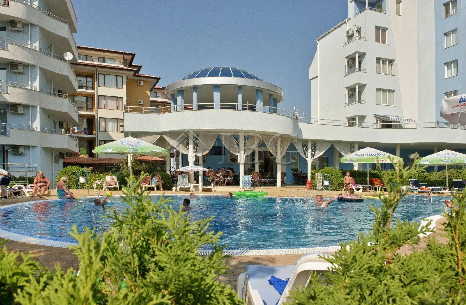 Flat 65m² in Bulgaria, Sunny Beach. Priced at 69000€ rent photo-3