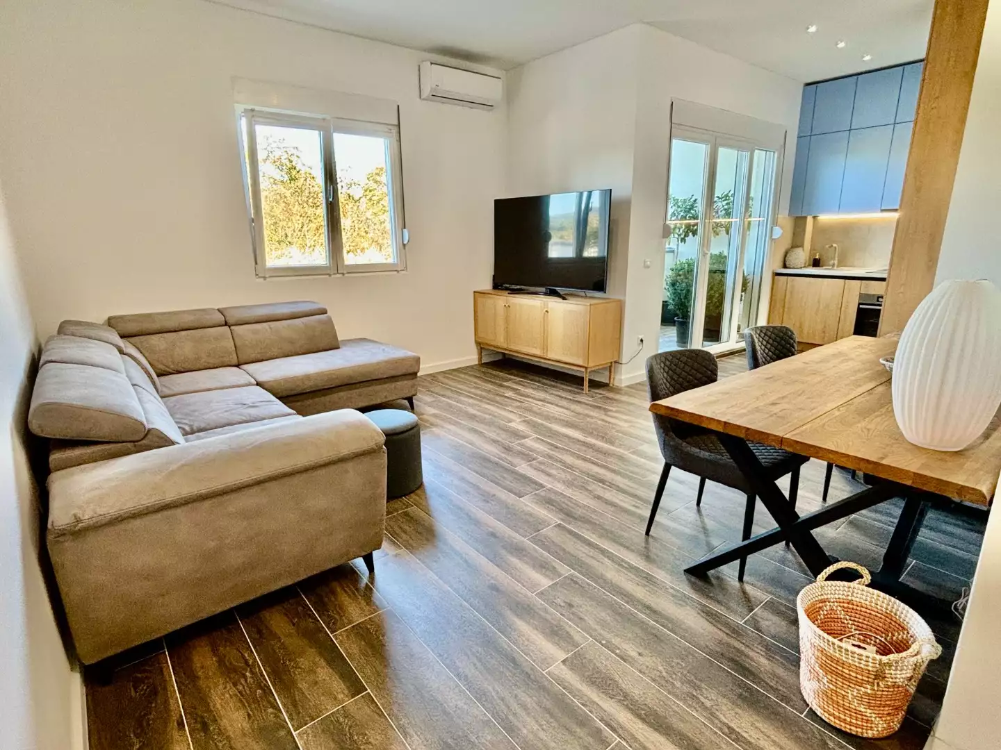 Flat 45m² in Montenegro, Radanovici. Priced at 125000€ rent photo-1