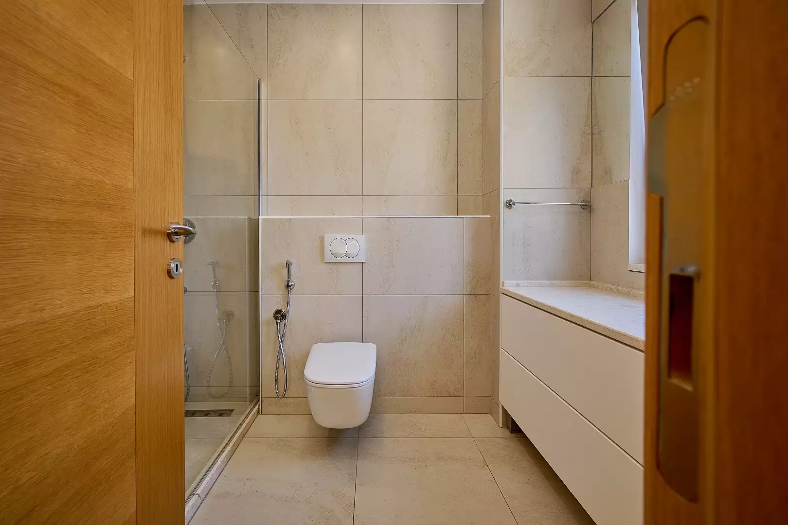 House 200m² in Montenegro, Krimovica. Priced at 475000€ rent photo-10