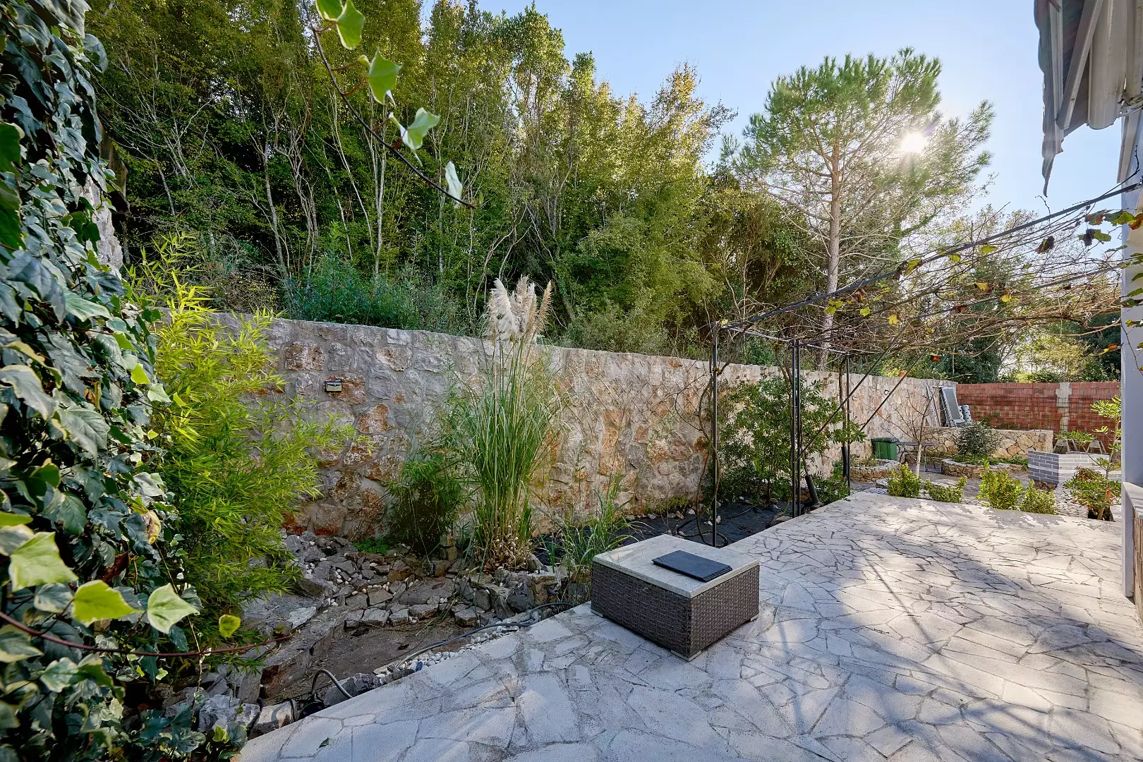 House 200m² in Montenegro, Krimovica. Priced at 475000€ rent photo-32