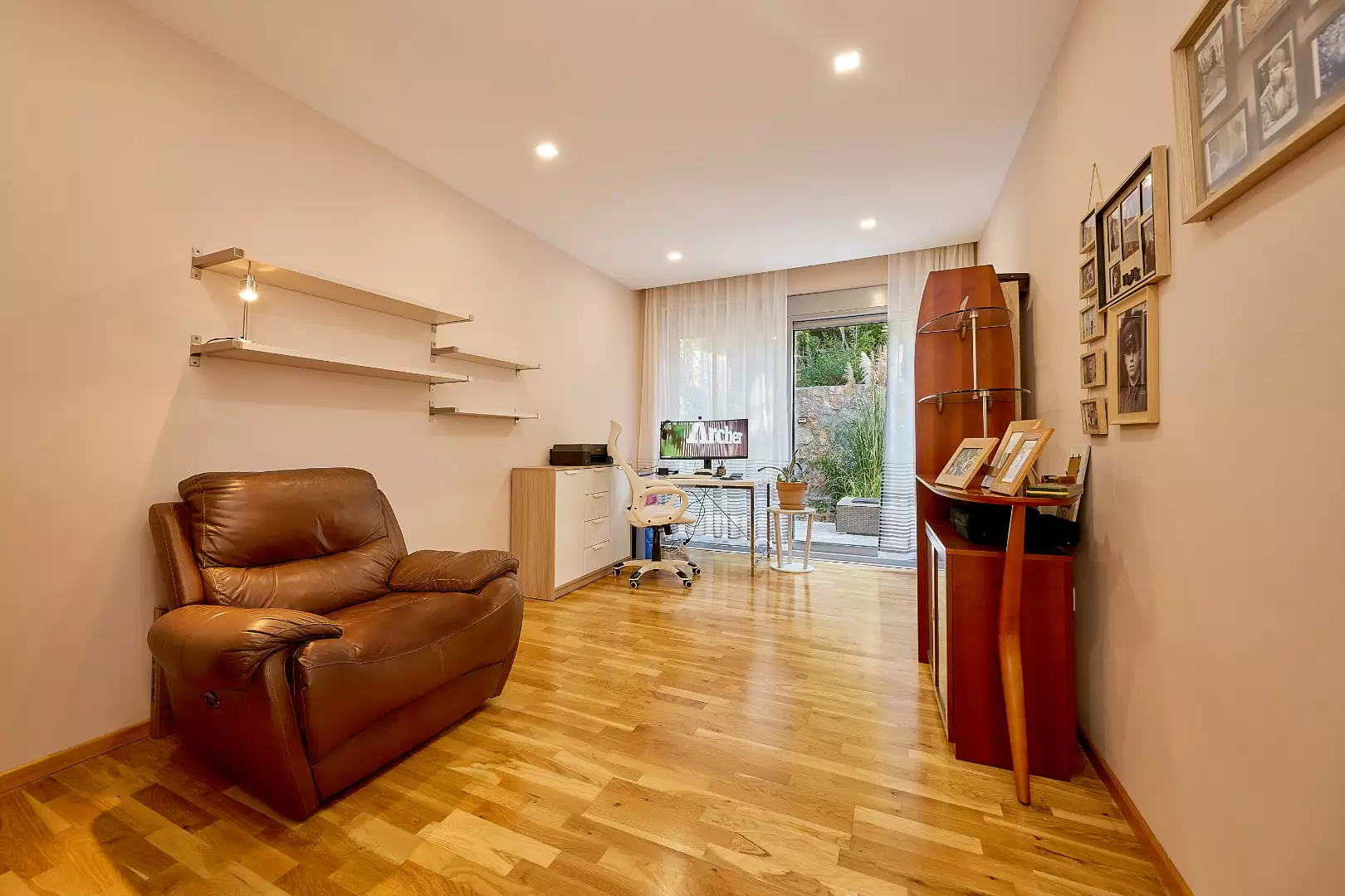 House 200m² in Montenegro, Krimovica. Priced at 475000€ rent photo-37