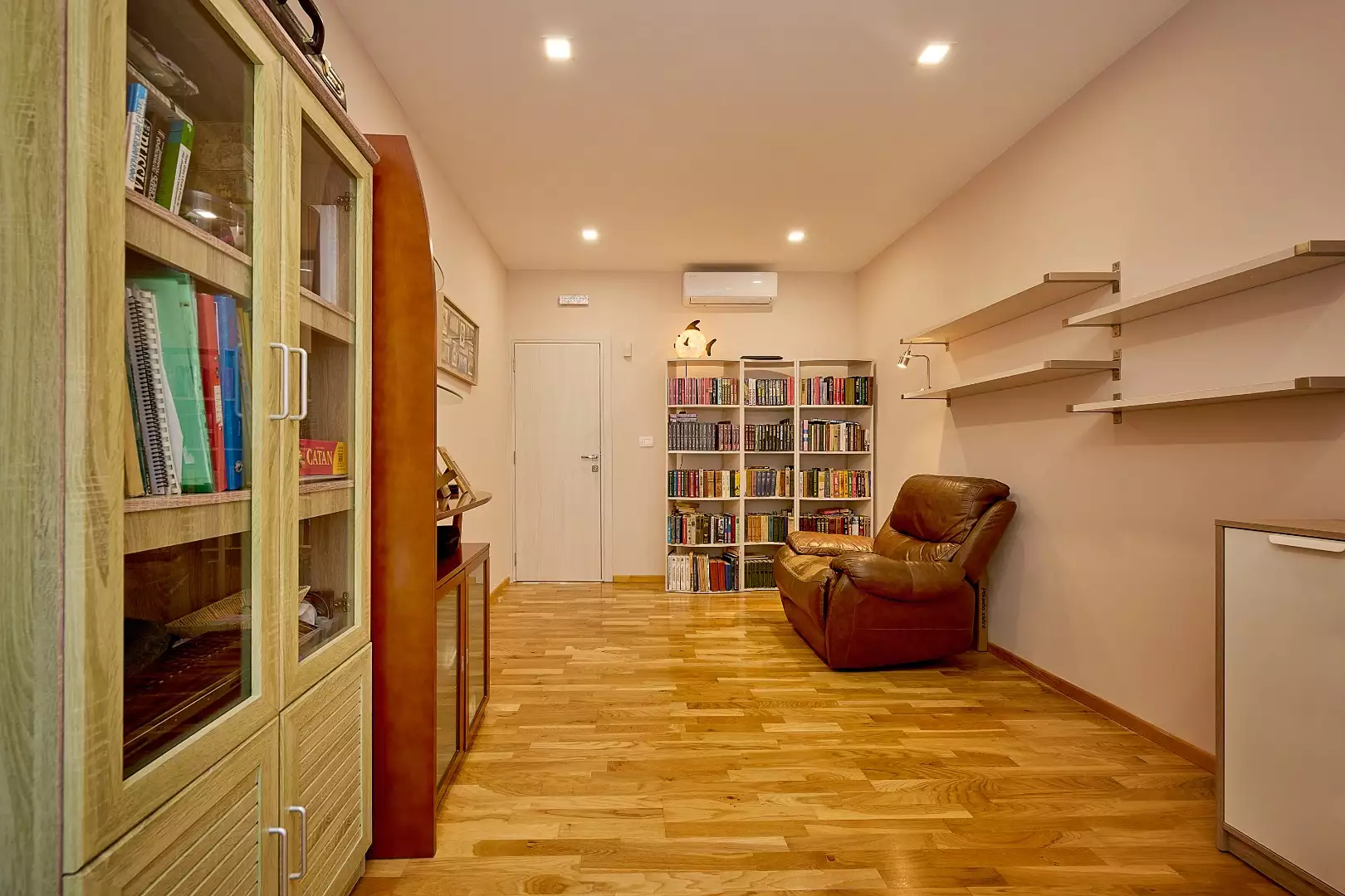 House 200m² in Montenegro, Krimovica. Priced at 475000€ rent photo-38