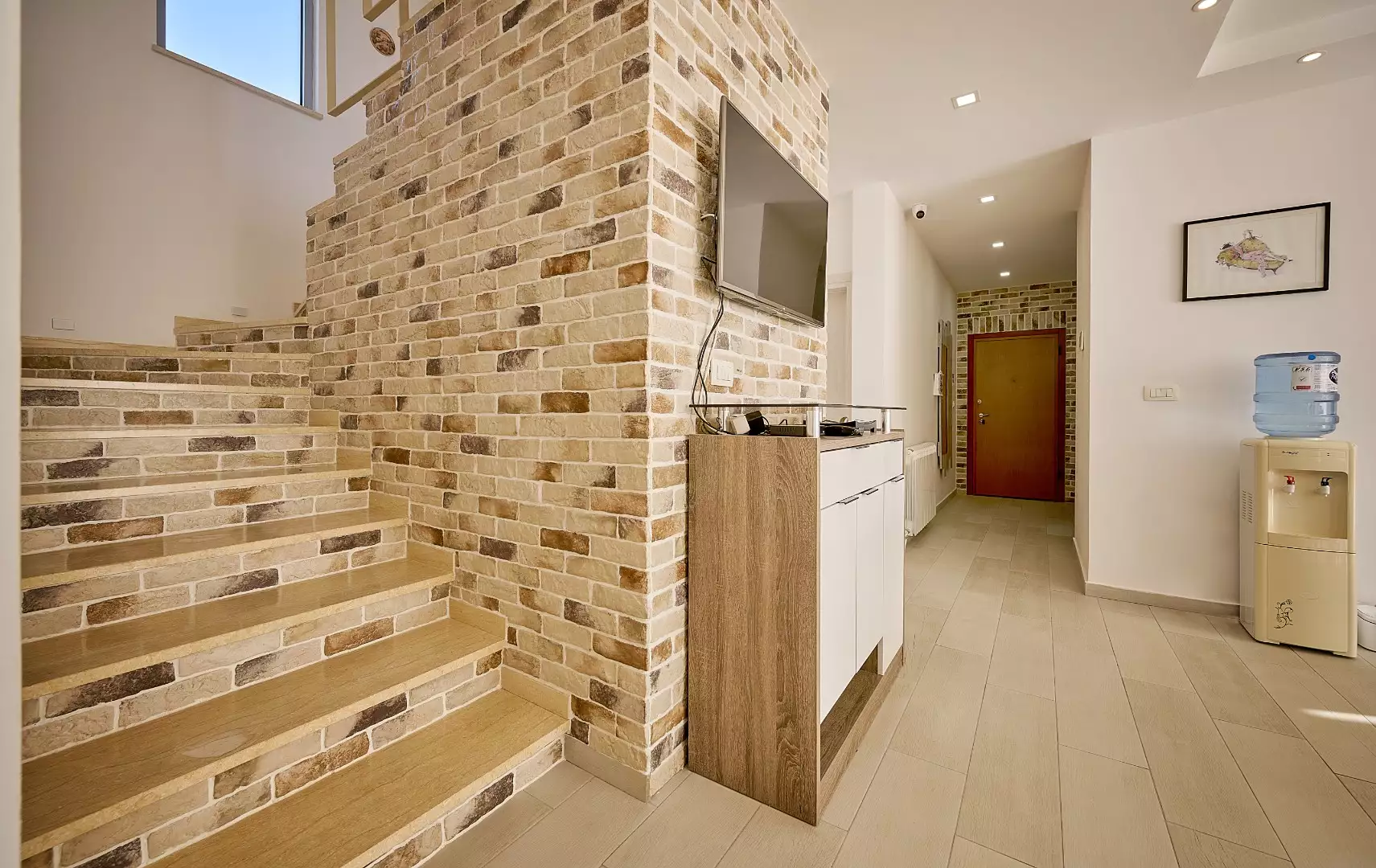 House 200m² in Montenegro, Krimovica. Priced at 475000€ rent photo-41