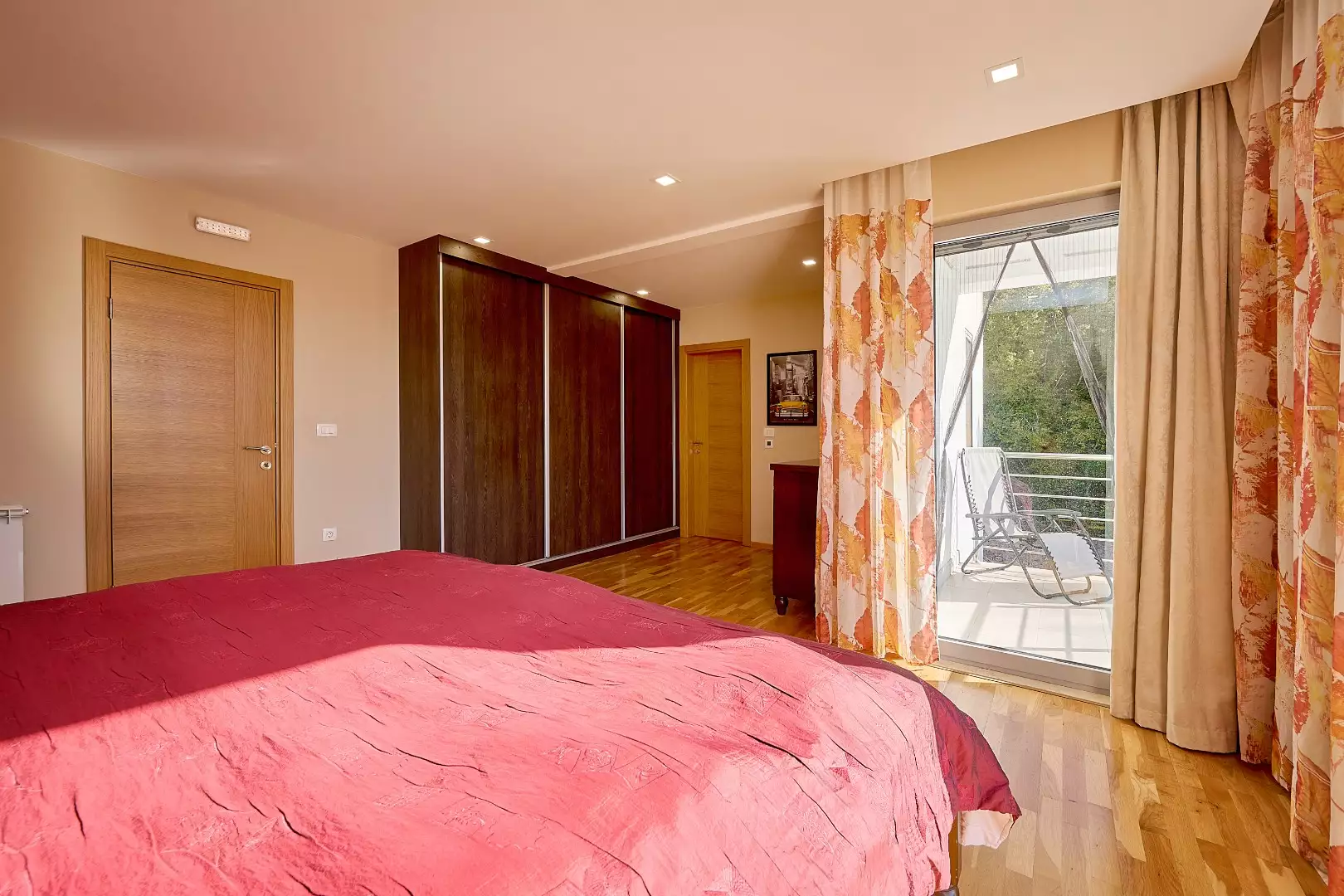 House 200m² in Montenegro, Krimovica. Priced at 475000€ rent photo-43