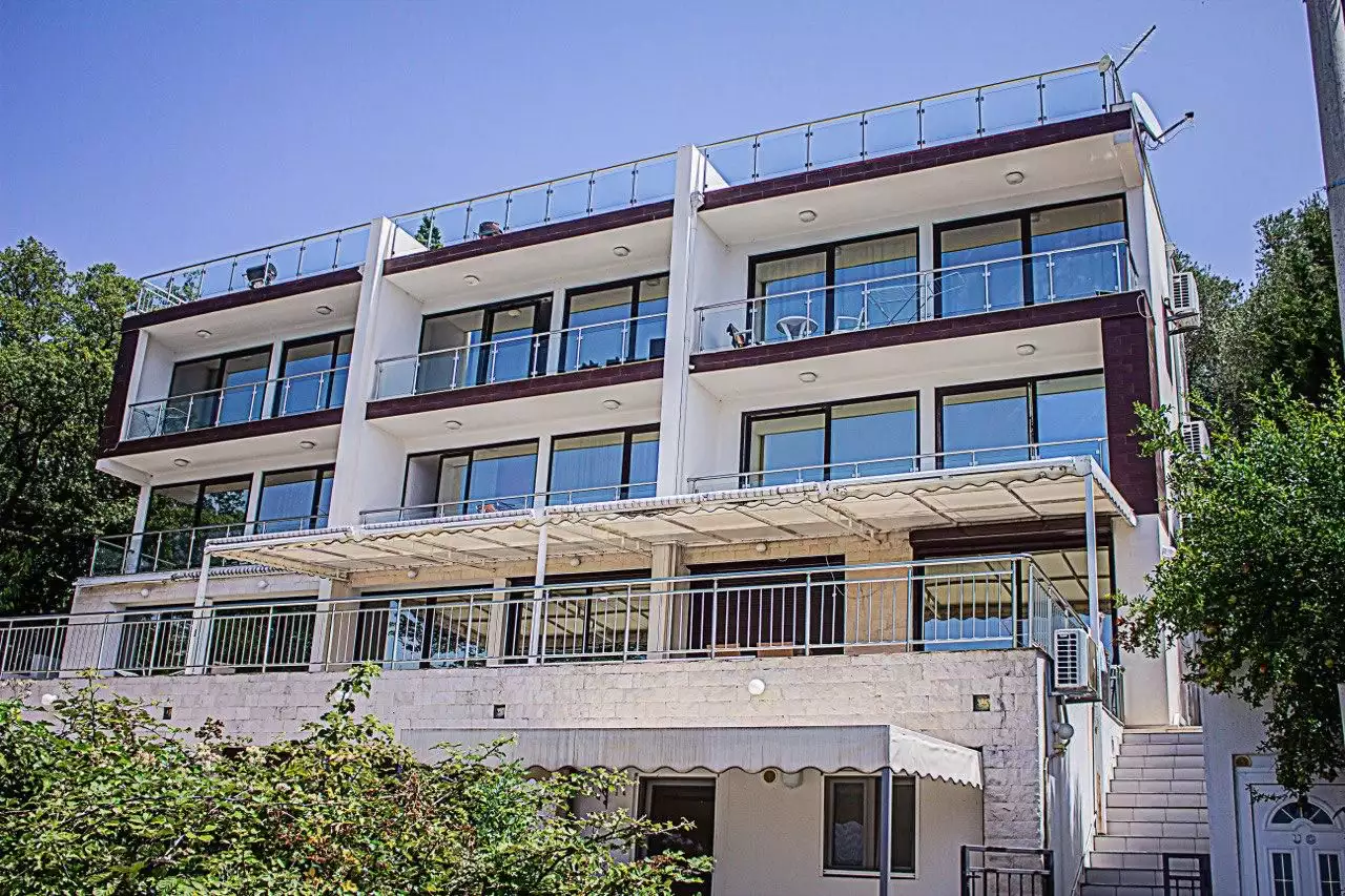 Flat 35m² in Montenegro, Sutomore. Priced at 77000€ rent photo-10