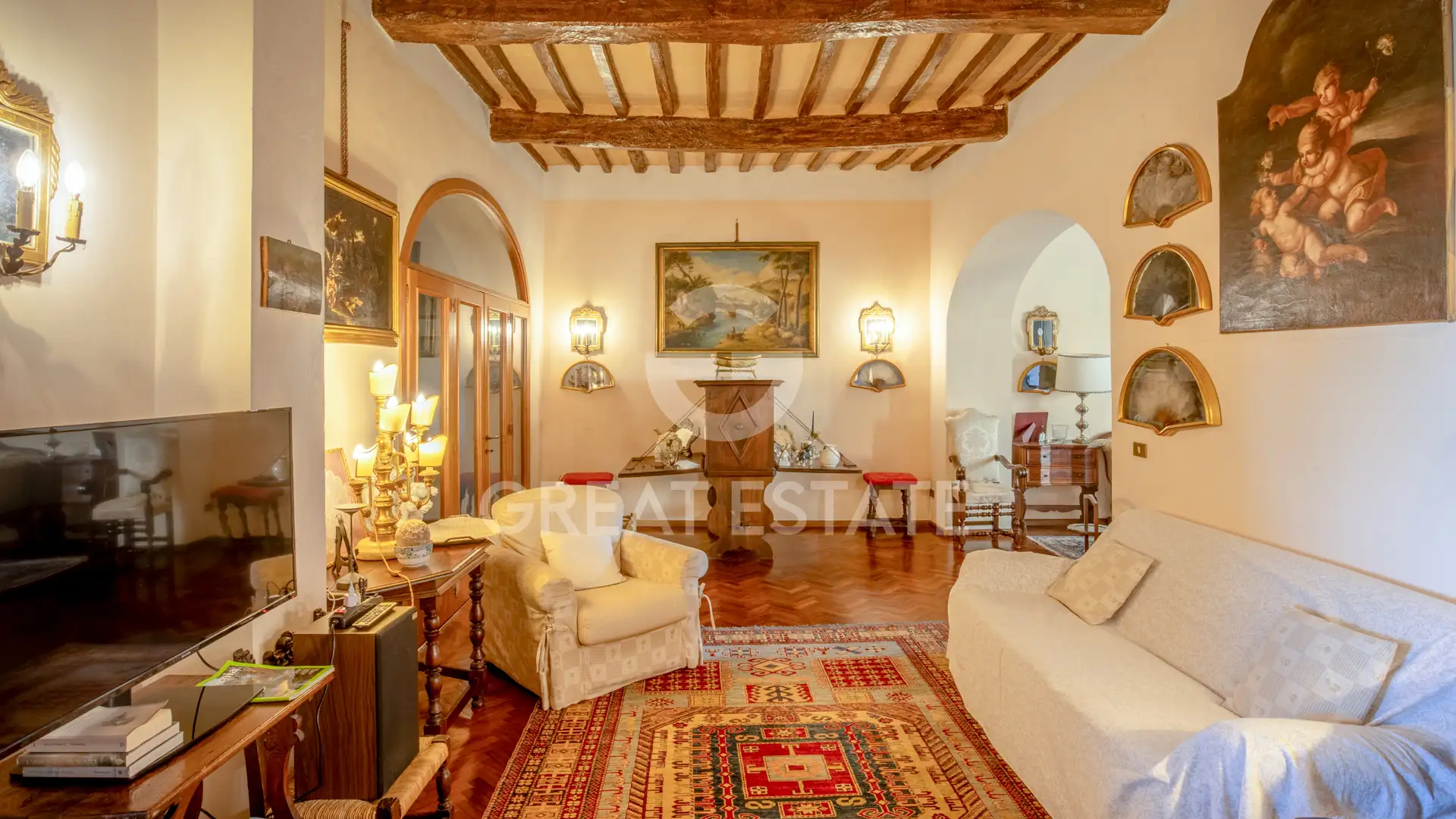 Flat 976m² in Italy, Perugia. Priced at 1650000€ rent photo-15