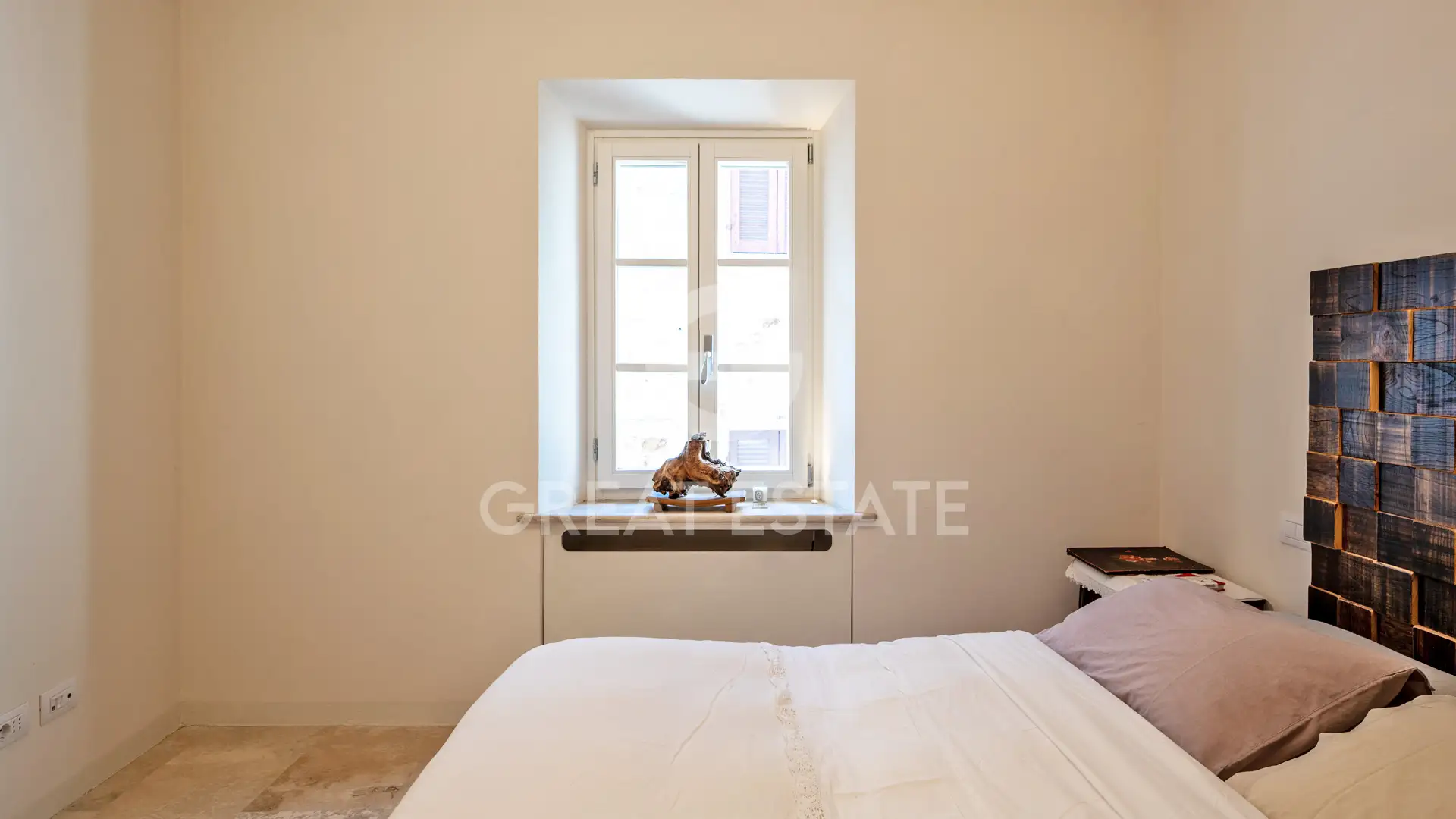 Flat 435m² in Italy, Siena. Priced at 590000€ rent photo-8