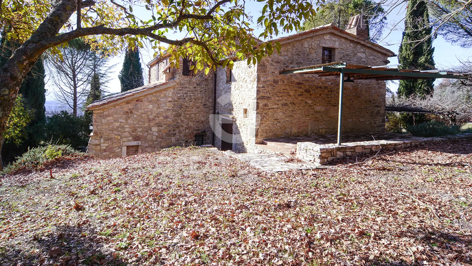 House 548m² in Italy, Terney. Priced at 990000€ rent photo-15