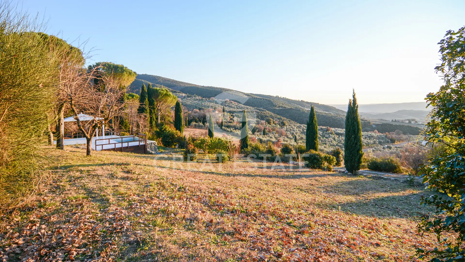 House 548m² in Italy, Terney. Priced at 950000€ rent photo-9