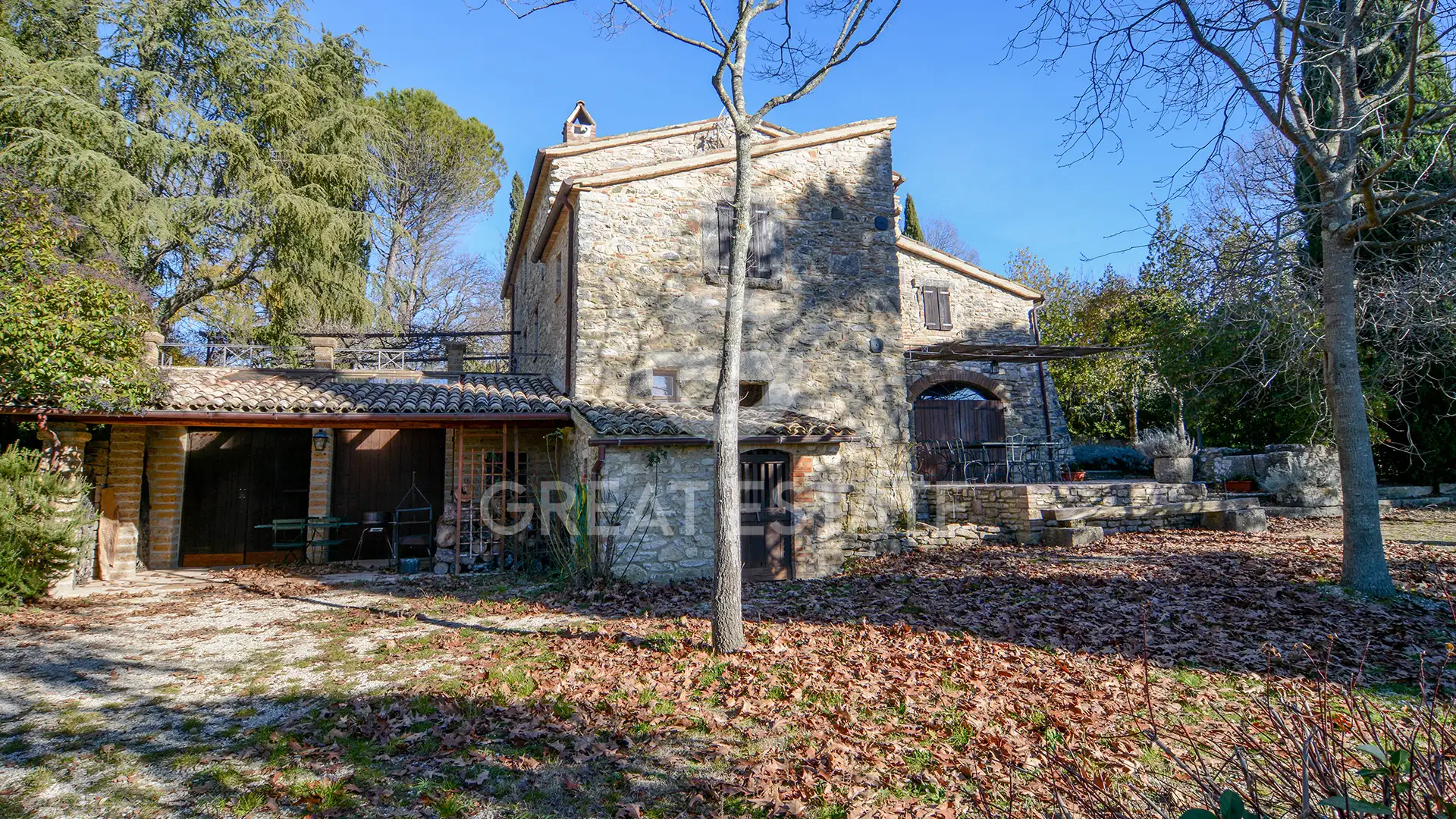 House 548m² in Italy, Terney. Priced at 950000€ rent photo-11