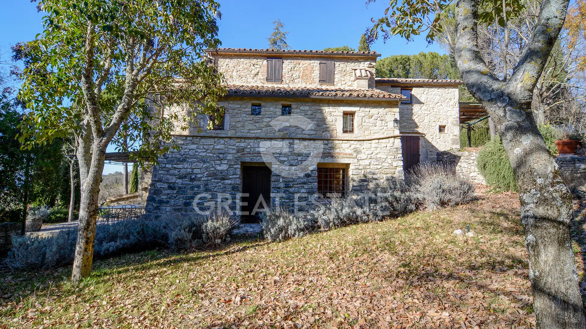 House 548m² in Italy, Terney. Priced at 950000€ rent photo-14
