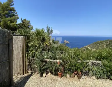 Buy in Italy for 1650000€