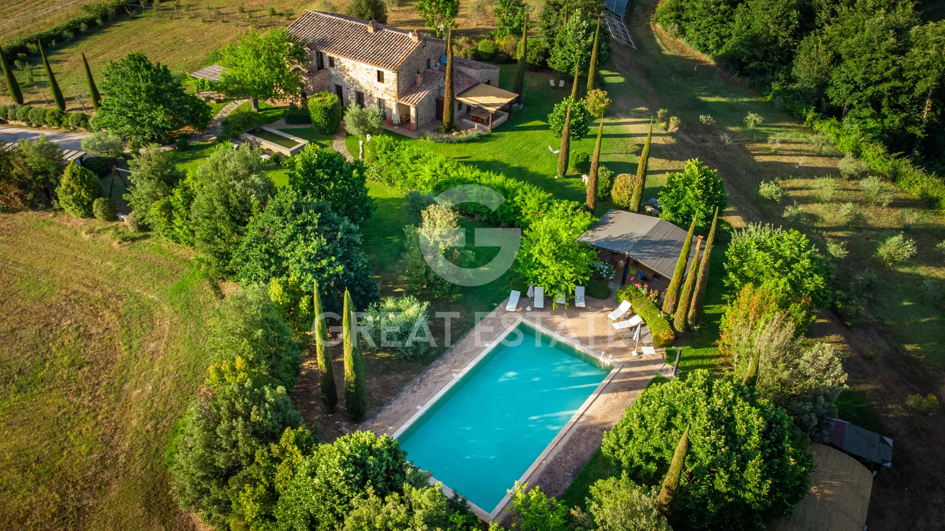 House 343m² in Italy, Perugia. Priced at 1800000€ rent photo-1