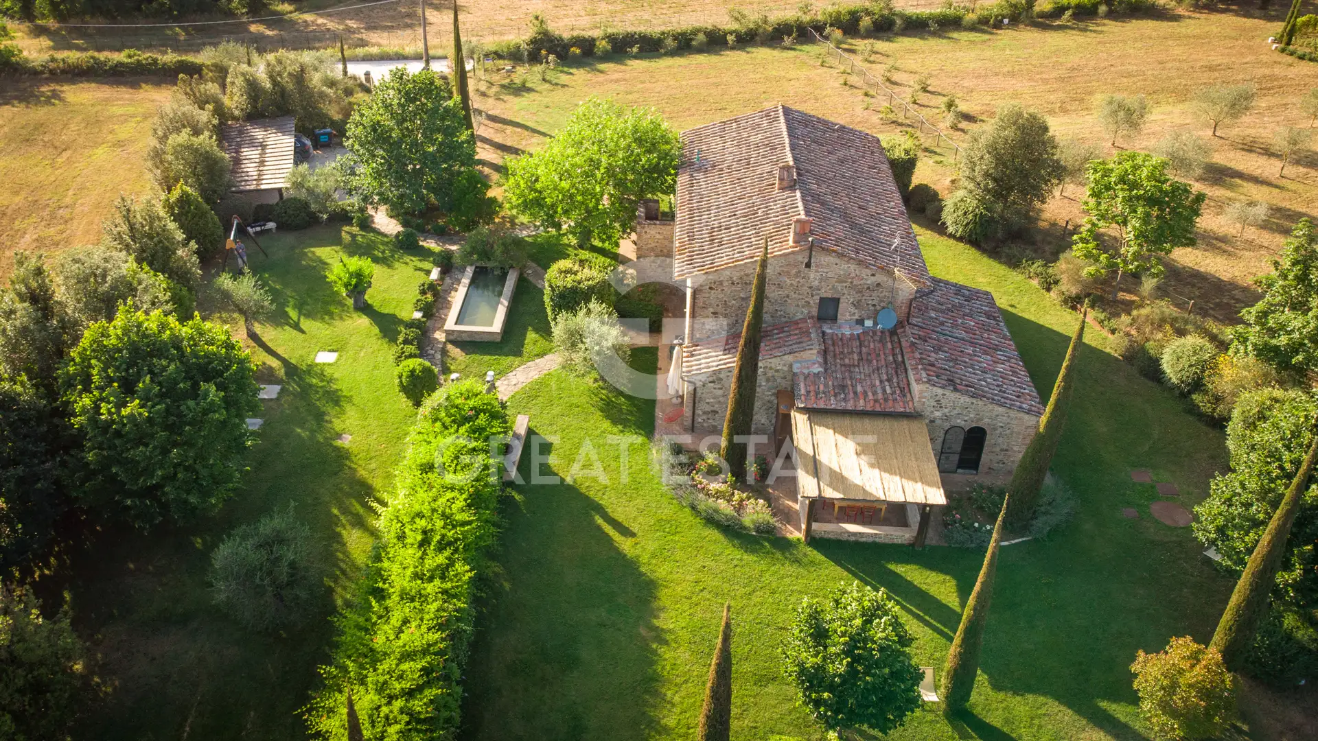 House 343m² in Italy, Perugia. Priced at 1800000€ rent photo-3