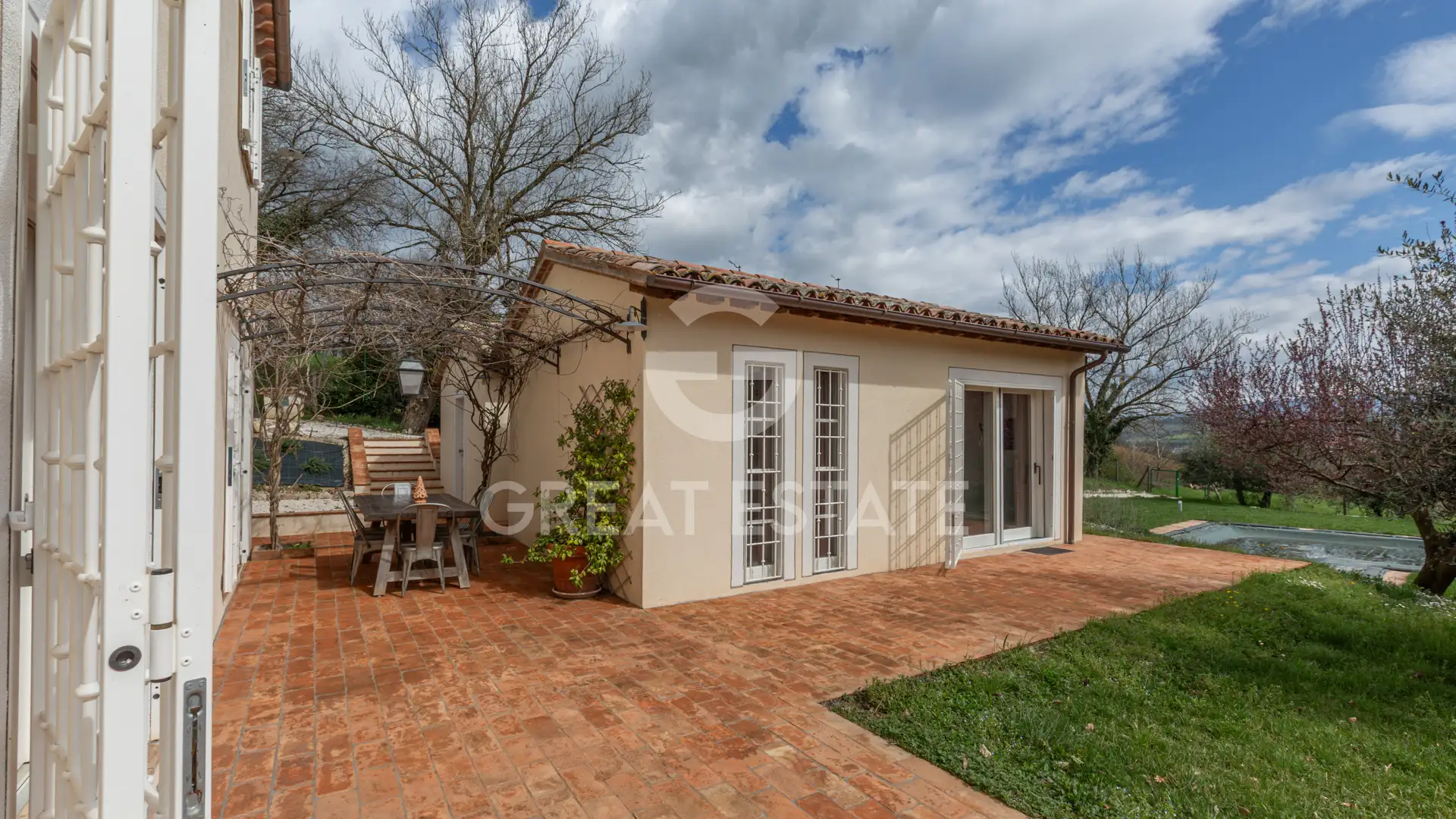 House 278m² in Italy, Perugia. Priced at 890000€ rent photo-12