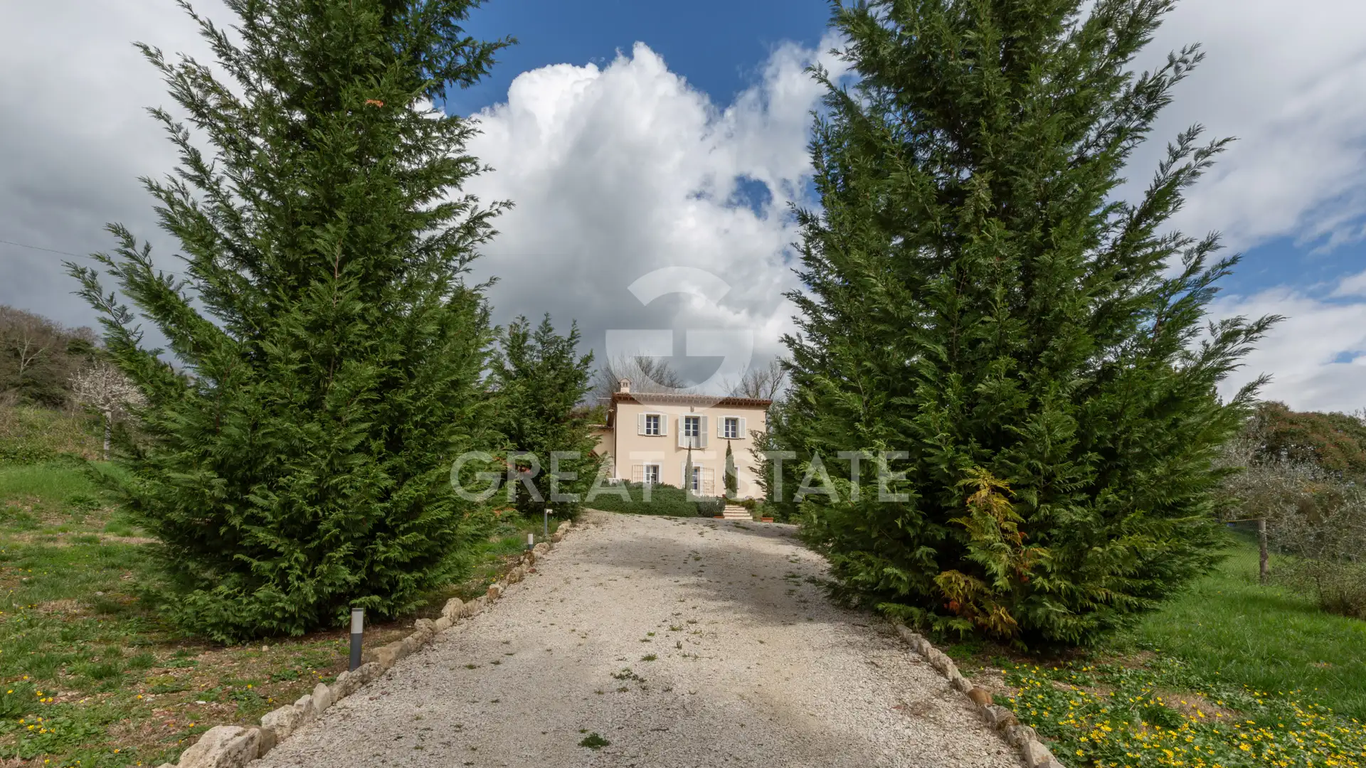 House 278m² in Italy, Perugia. Priced at 890000€ rent photo-4