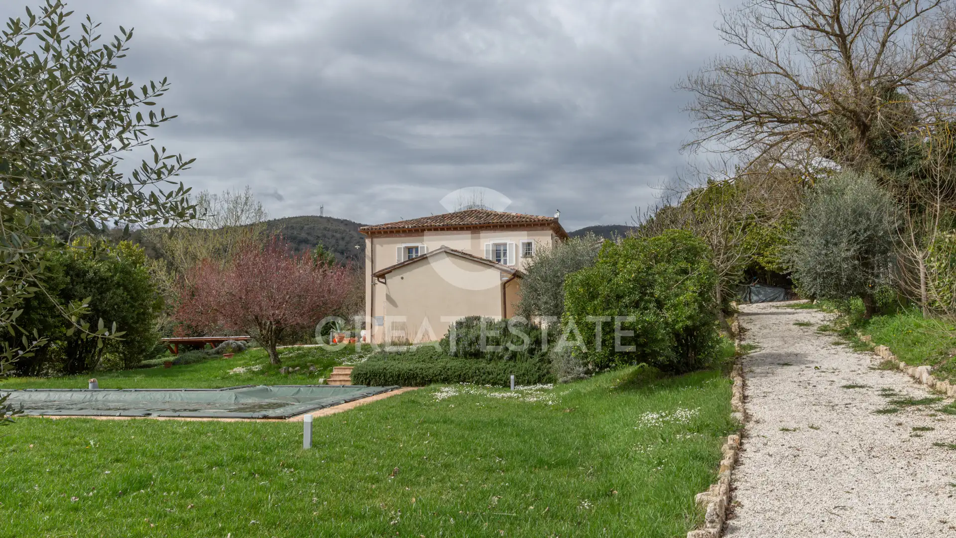 House 278m² in Italy, Perugia. Priced at 890000€ rent photo-3