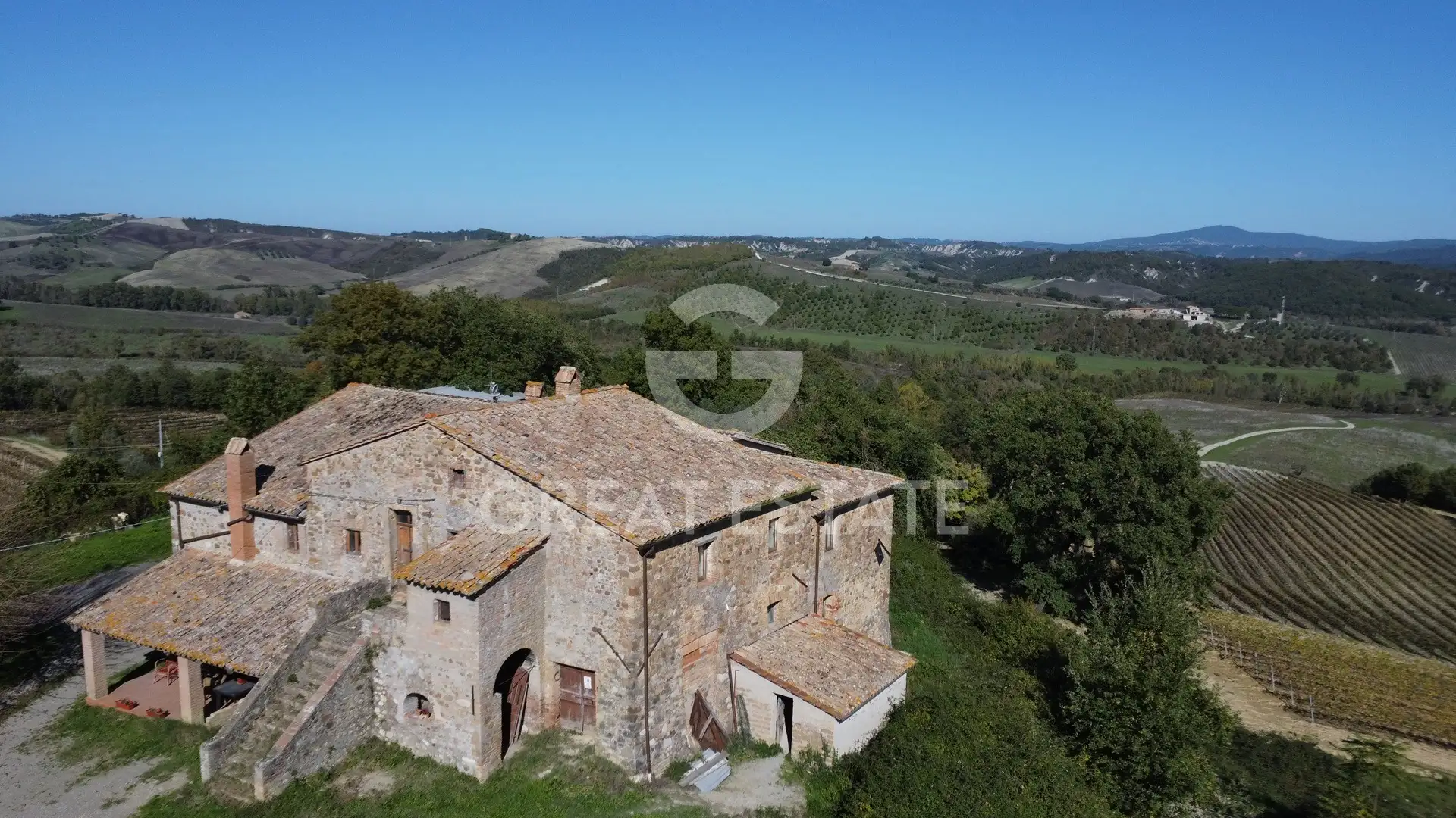 House 1387m² in Italy, Terney. Priced at 1200000€ rent photo-2