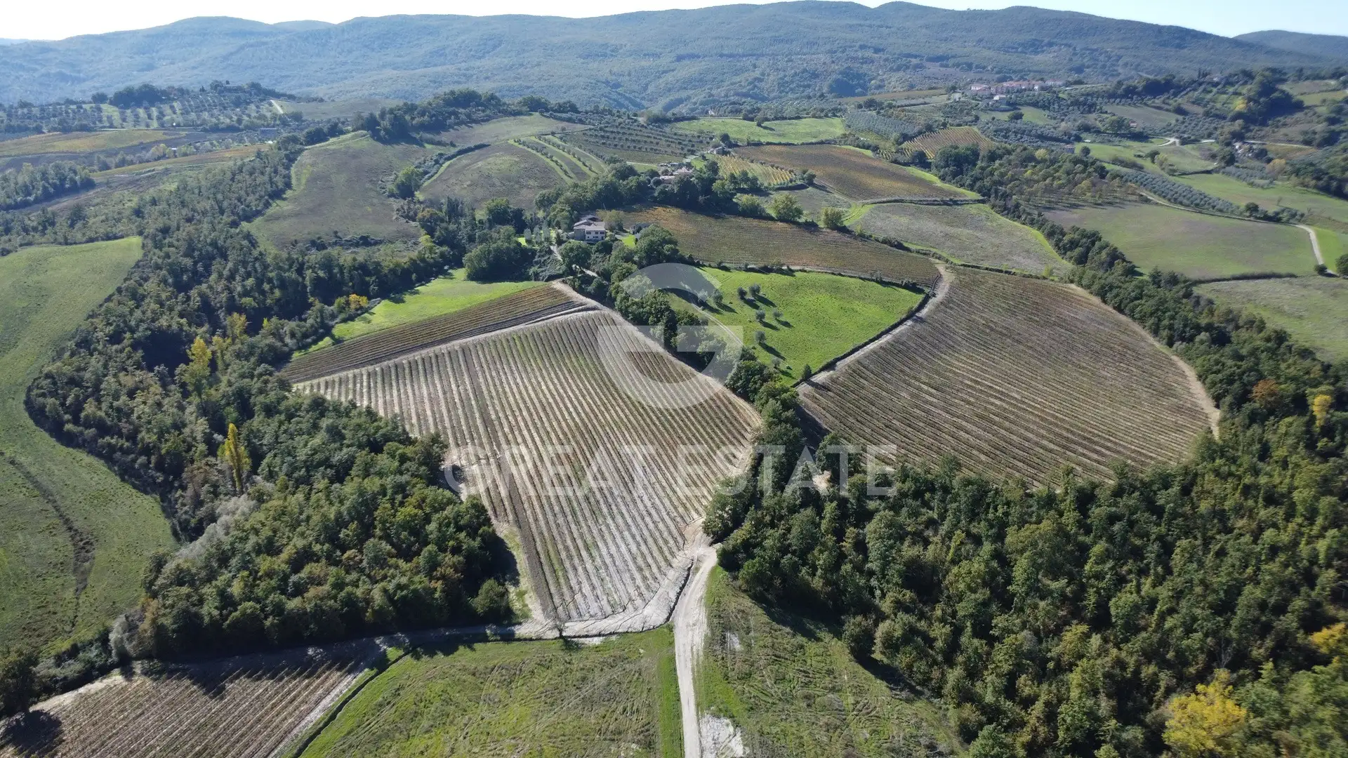 House 1387m² in Italy, Terney. Priced at 1200000€ rent photo-6