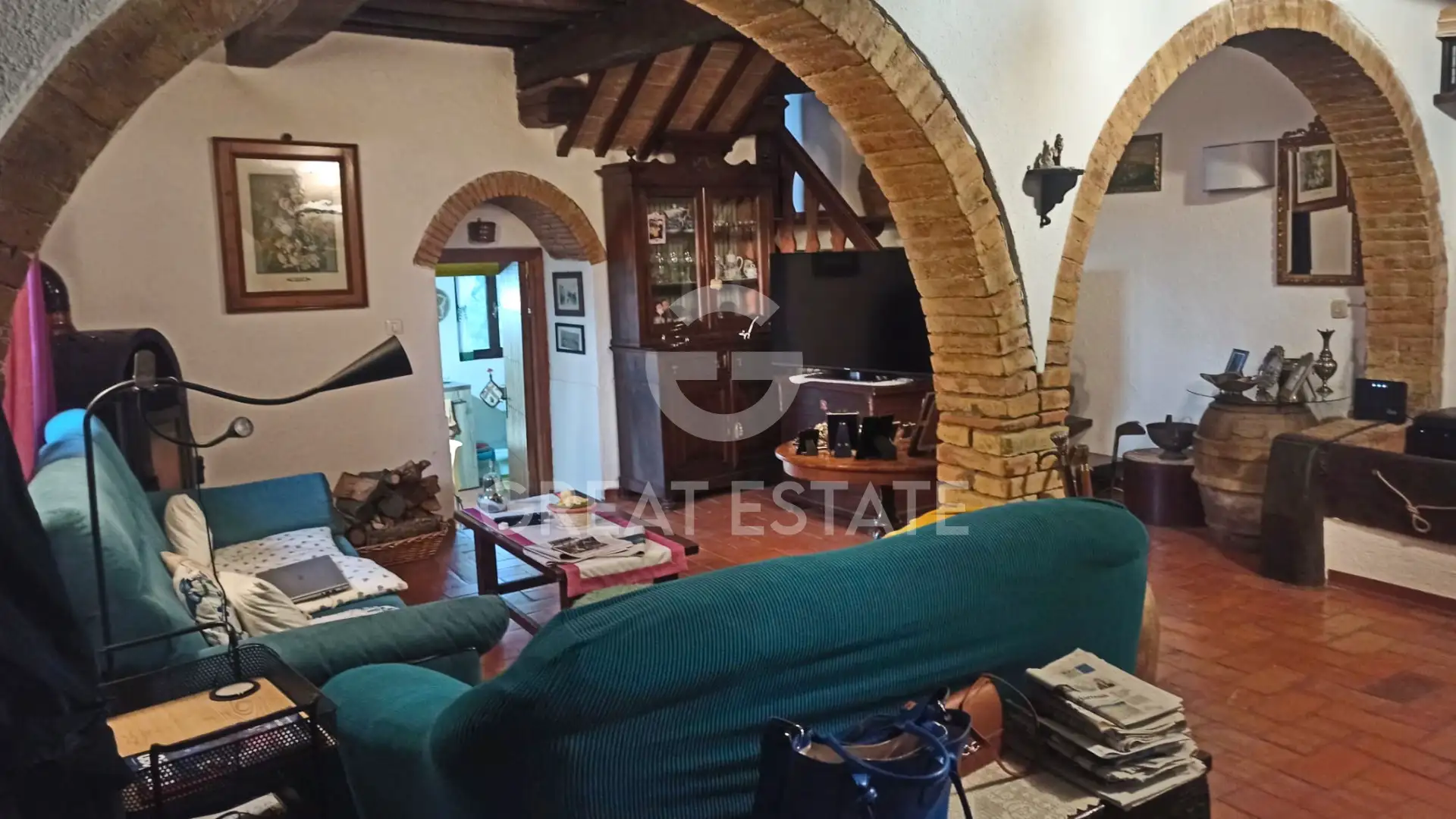 House 1387m² in Italy, Terney. Priced at 1200000€ rent photo-14