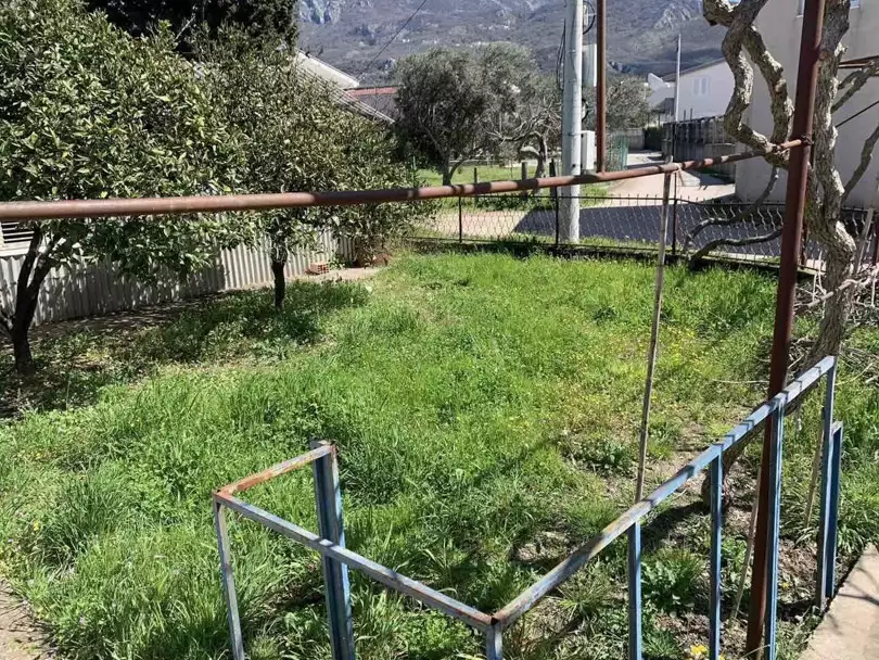 House 120m² in Italy, Barga. Priced at 500000€ rent photo-12