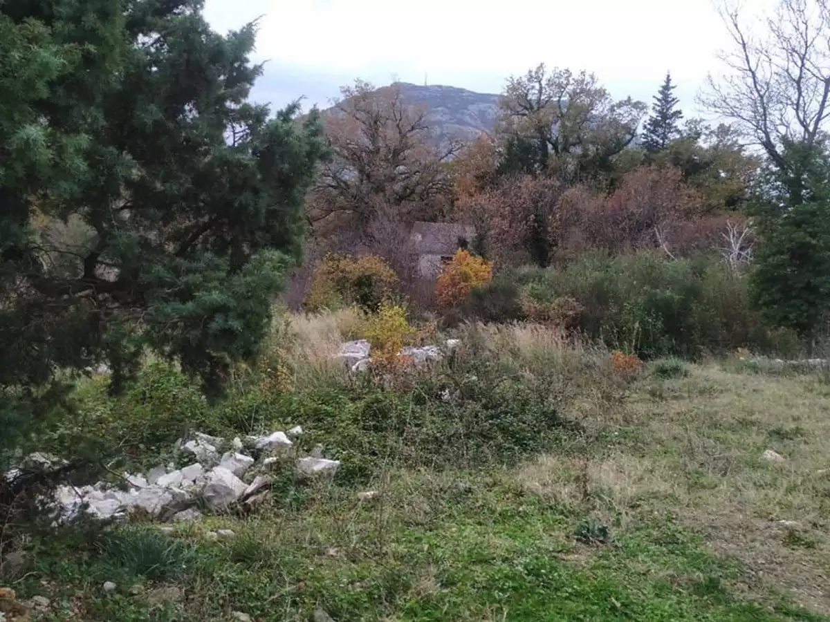Land 1m² in Montenegro, Sutomore. Priced at 38500€ rent photo-5