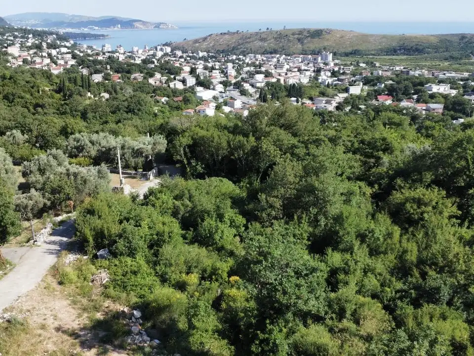 Land 1m² in Montenegro, Sutomore. Priced at 34000€ rent photo-4