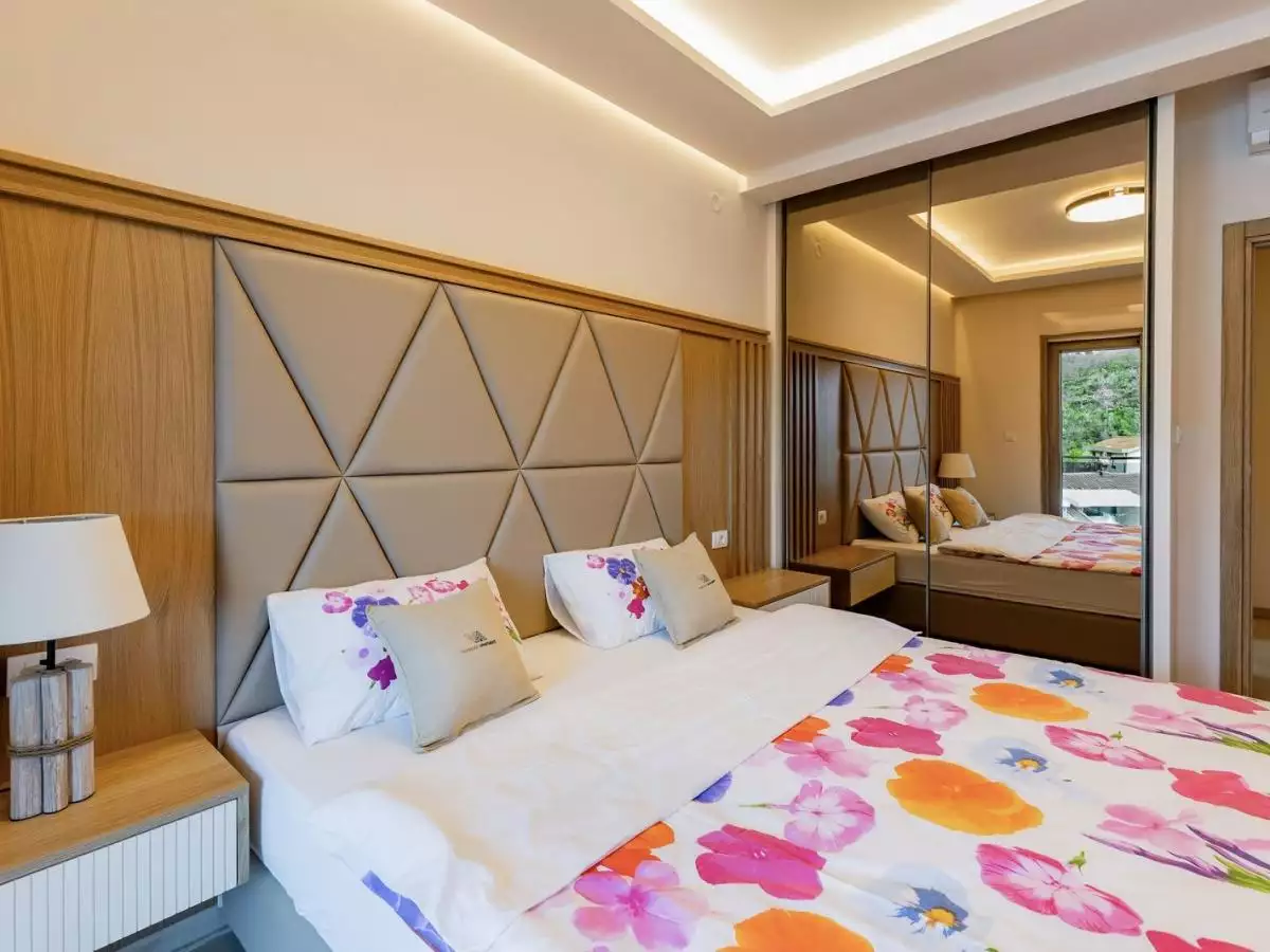 Flat 96m² in Montenegro, Przno. Priced at 450000€ rent photo-9