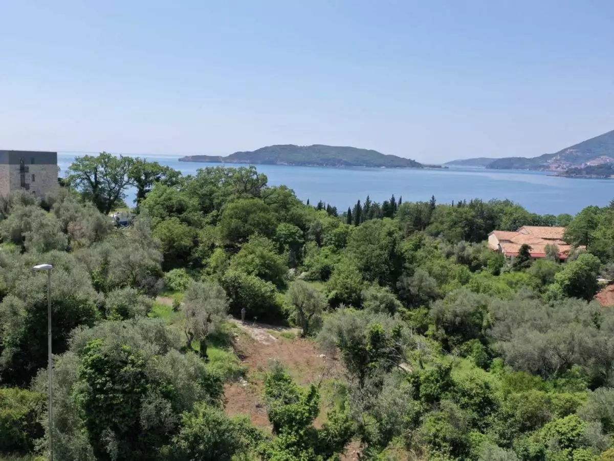 Land 1m² in Montenegro, Kamenovo. Priced at 600000€ rent photo-1