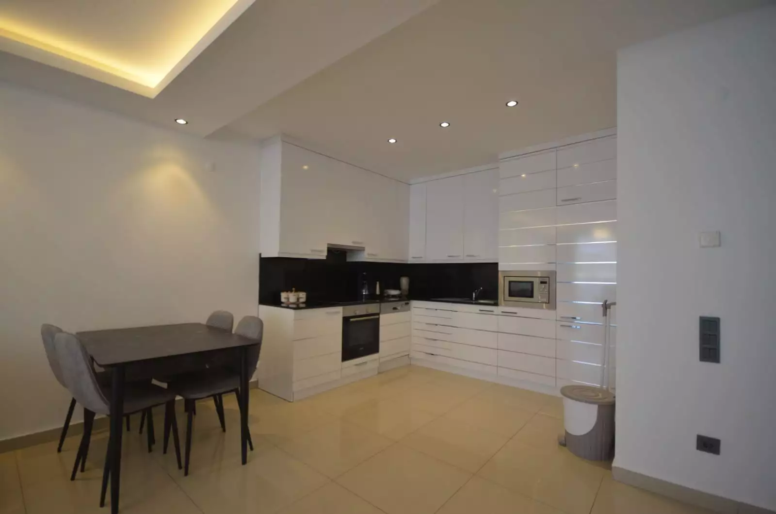 Flat 91m² in Turkey, Tosmur. Priced at 220000€ rent photo-4