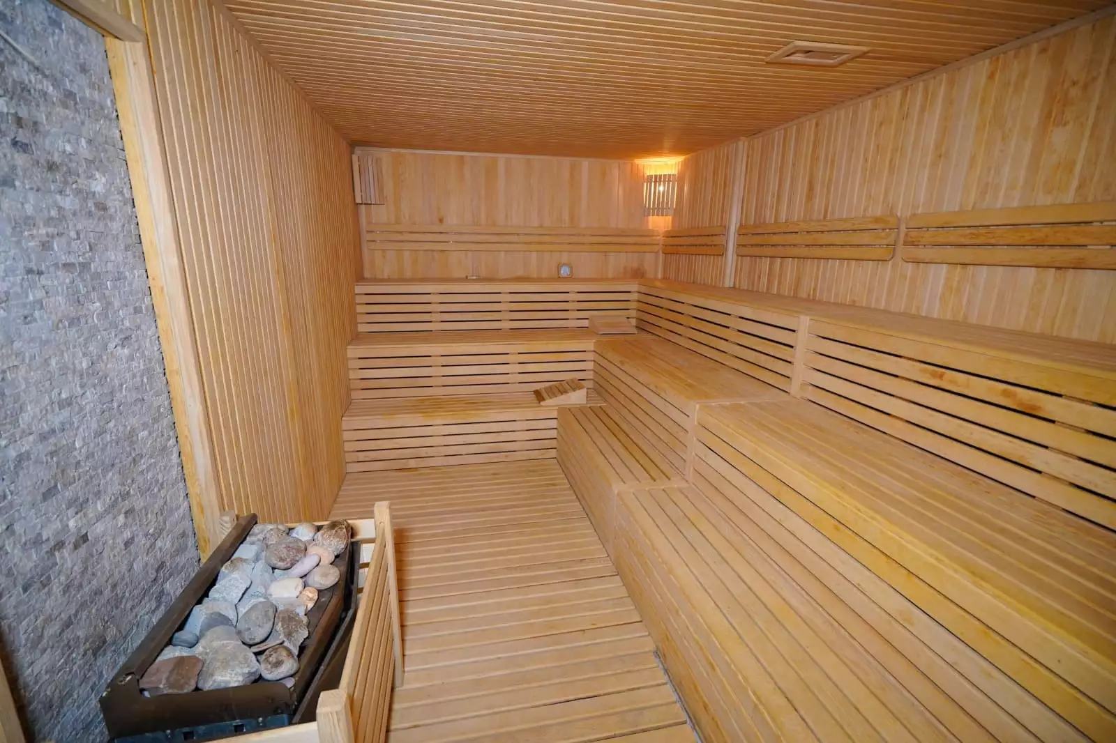 Flat 55m² in Turkey, Gazipasа. Priced at 88000€ rent photo-8