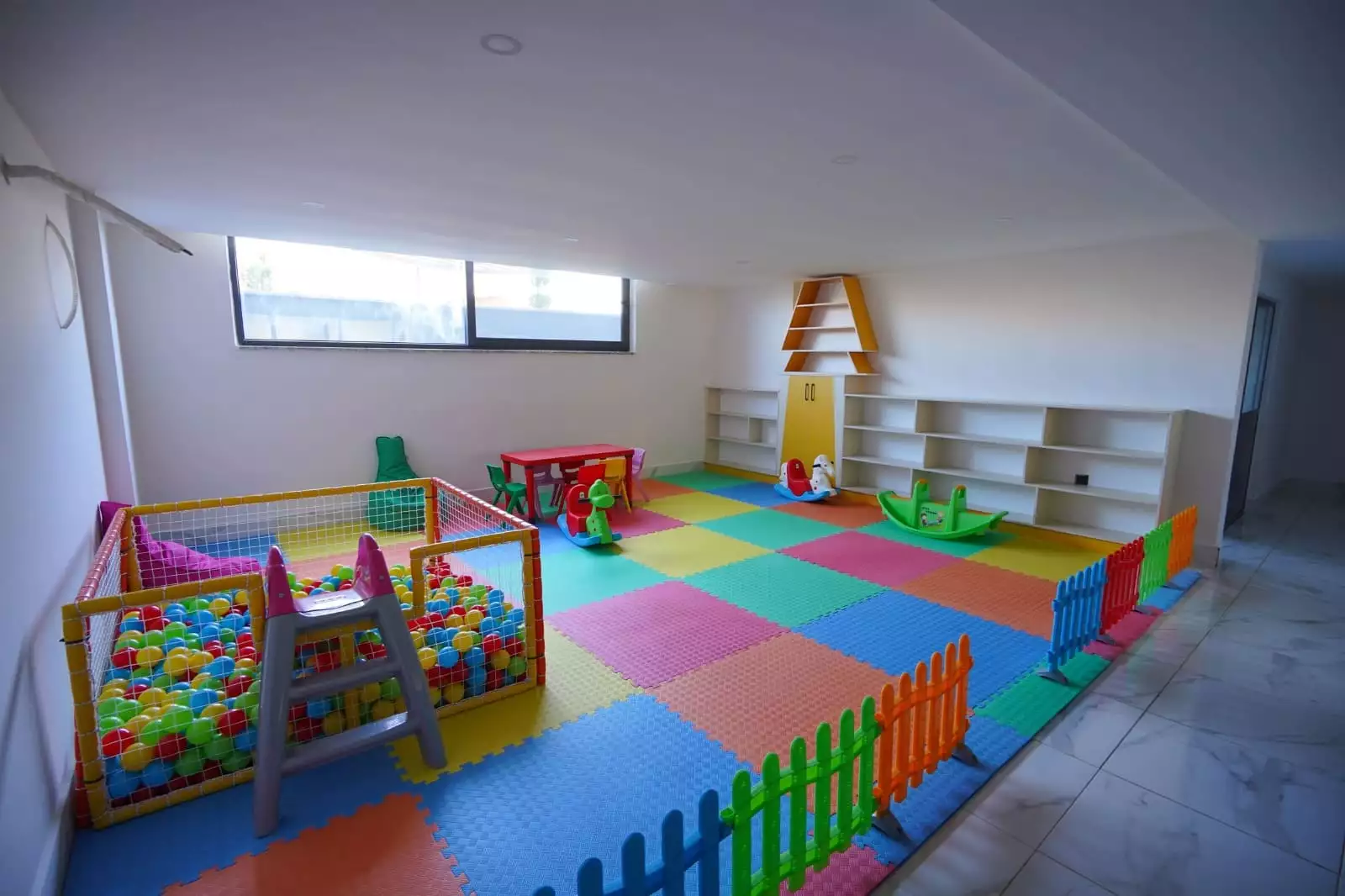 Flat 55m² in Turkey, Gazipasа. Priced at 88000€ rent photo-12