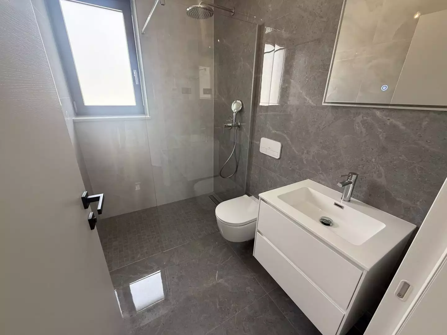 Villa 172m² in Croatia, Pobri. Priced at 720000€ rent photo-14