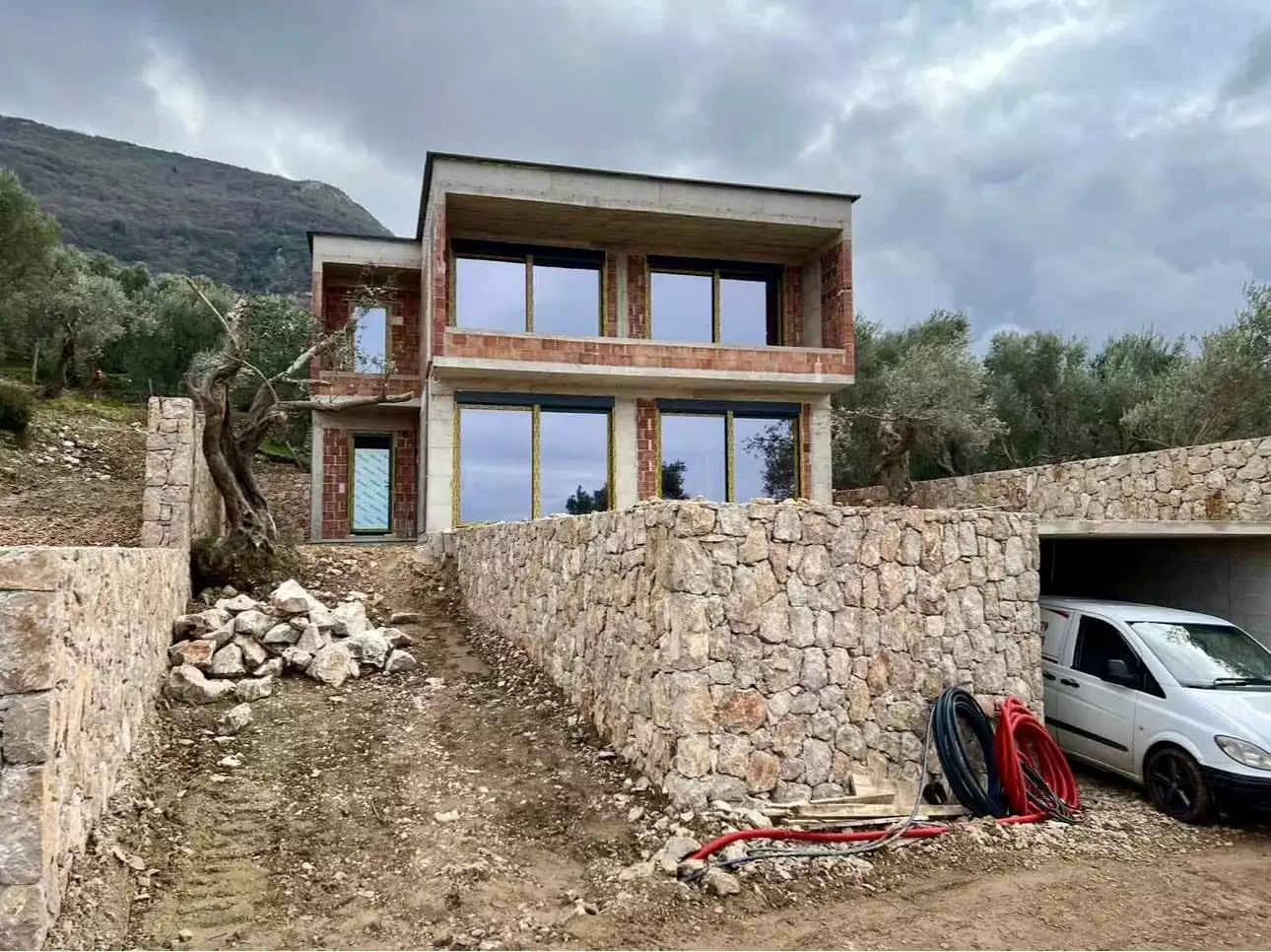 House 210m² in Montenegro, Bar. Priced at 320000€ rent photo-1