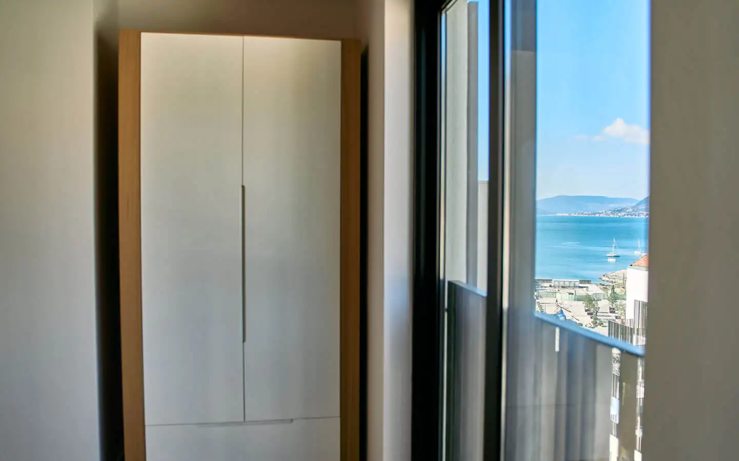 Flat 102m² in Montenegro, Tivat. Priced at 790000€ rent photo-34