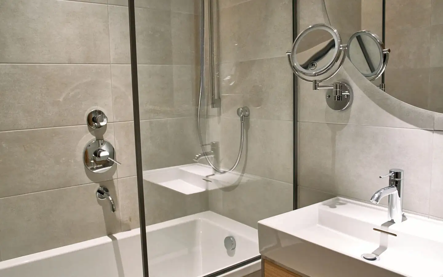Flat 102m² in Montenegro, Tivat. Priced at 790000€ rent photo-35