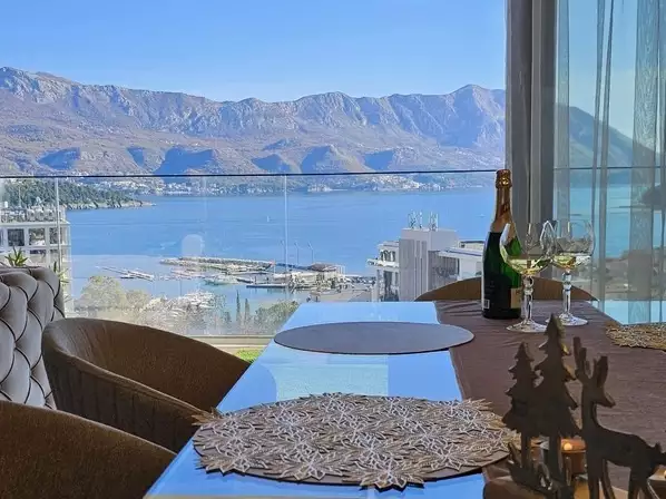Flat 124m² in Montenegro, Budva. Priced at 690000€ rent photo-3