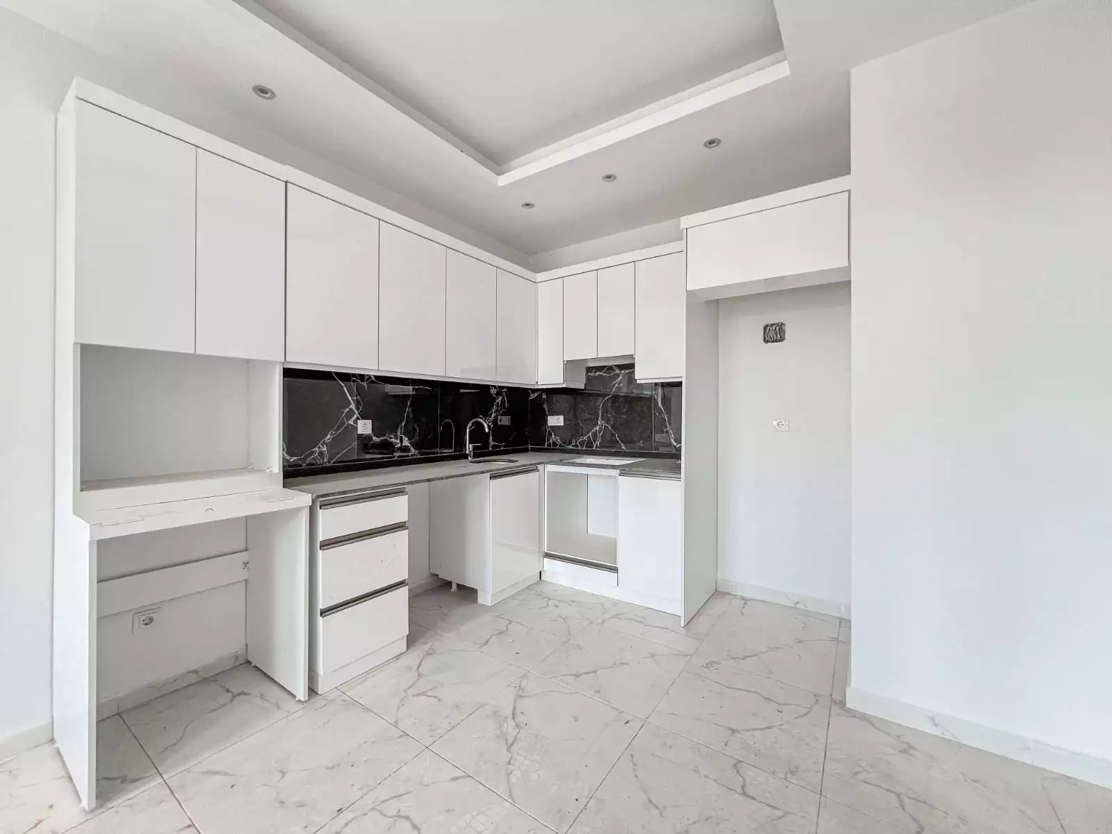 Flat 55m² in Turkey, Kargicak. Priced at 93500€ rent photo-14