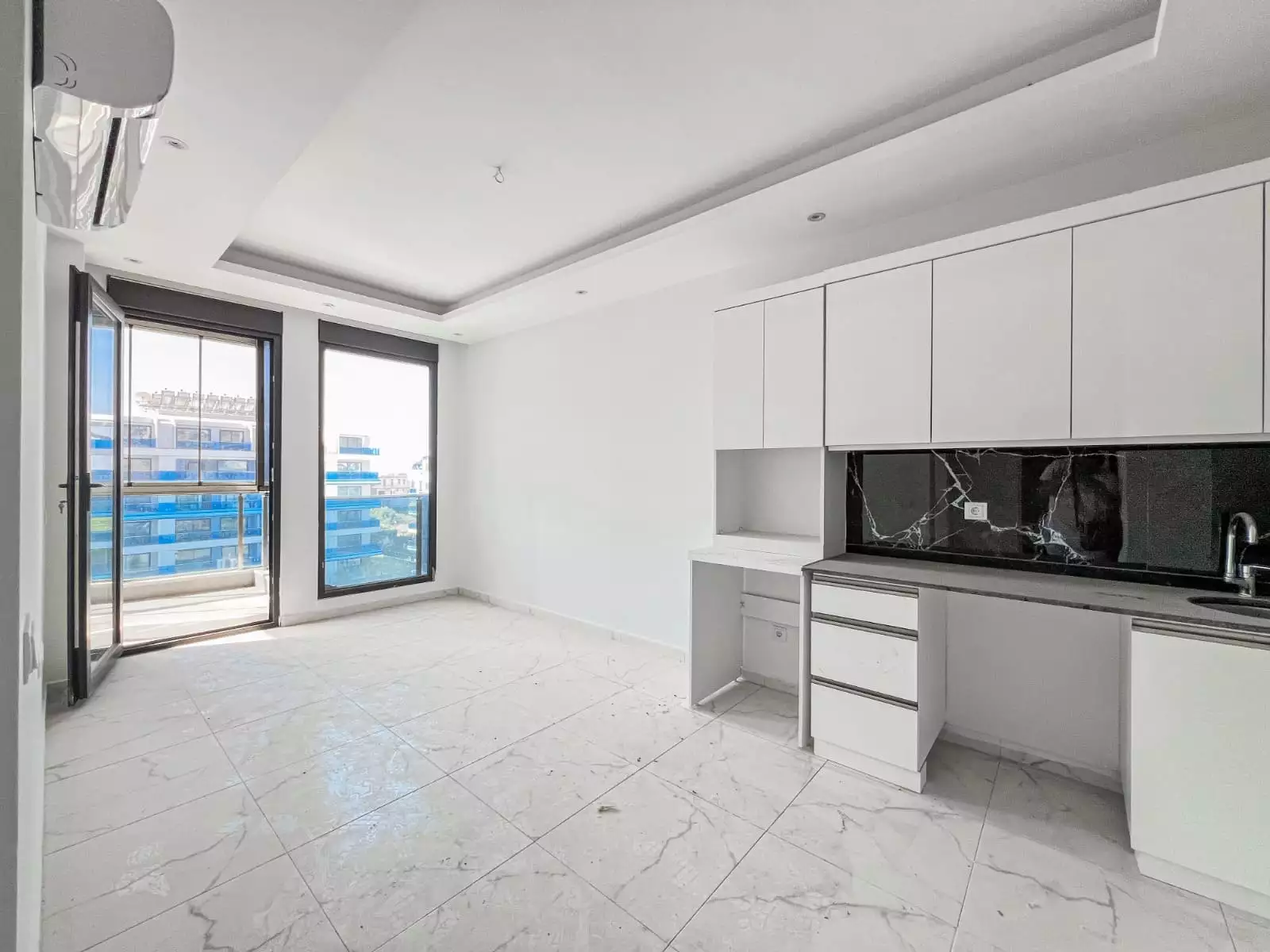 Flat 55m² in Turkey, Kargicak. Priced at 93500€ rent photo-15