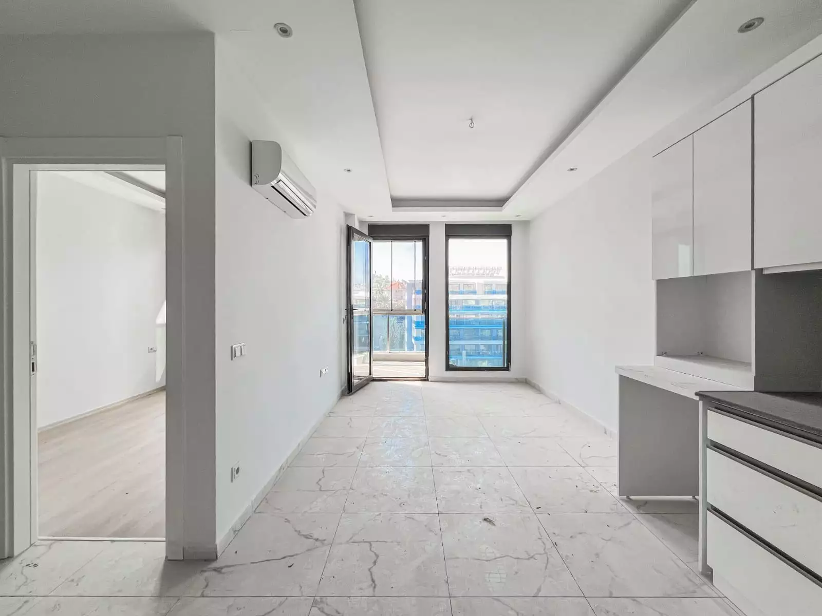 Flat 55m² in Turkey, Kargicak. Priced at 93500€ rent photo-16