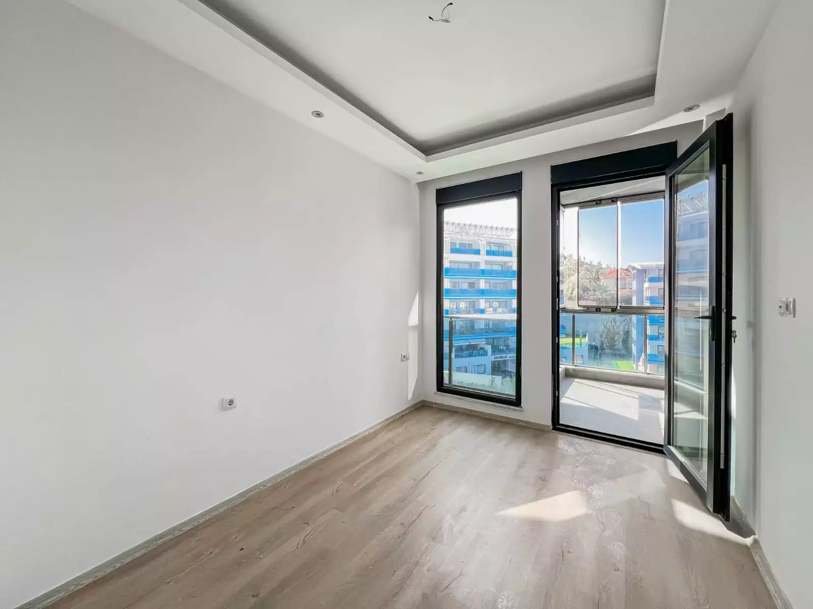 Flat 55m² in Turkey, Kargicak. Priced at 93500€ rent photo-17