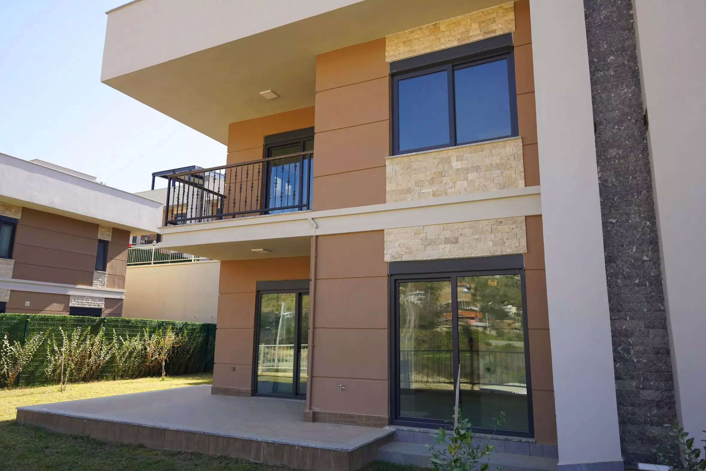 Villa 220m² in Turkey, Kargicak. Priced at 495000€ rent photo-3