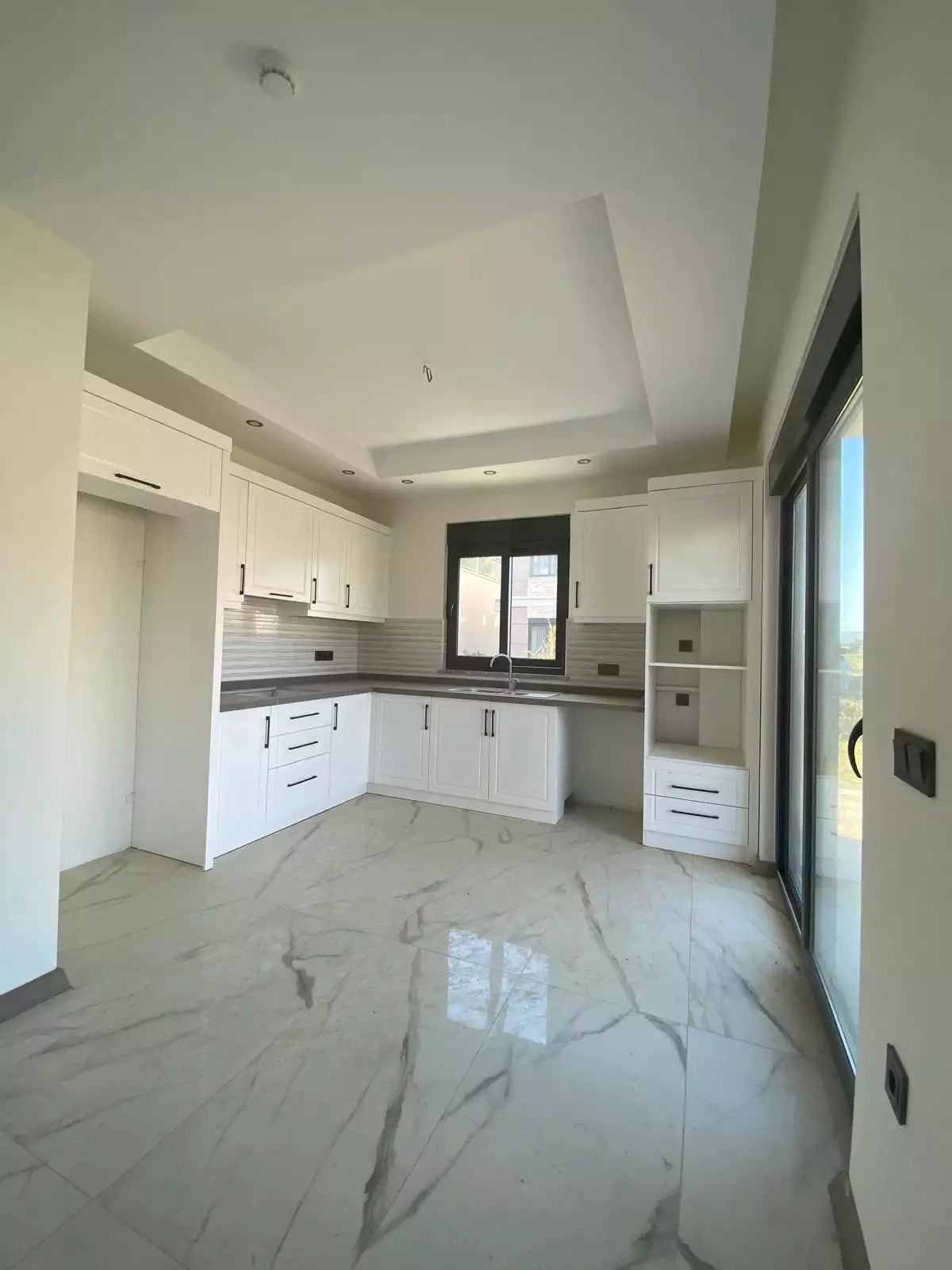 Villa 220m² in Turkey, Kargicak. Priced at 495000€ rent photo-9