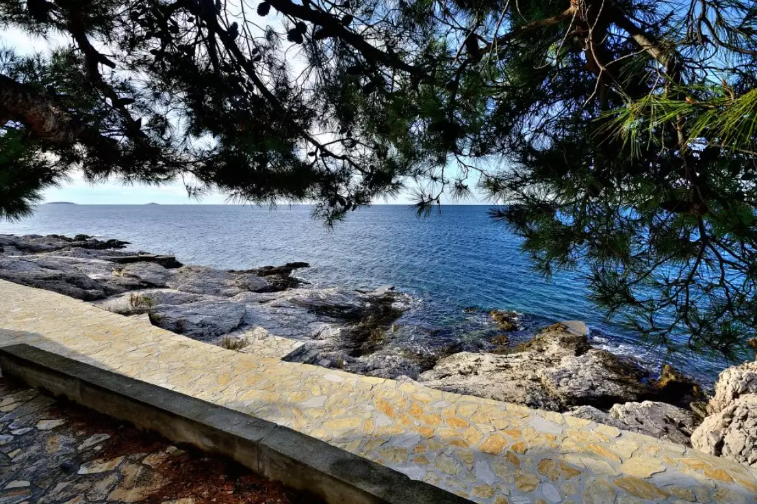 Villa 420m² in Croatia, Primosten. Priced at 2000000€ rent photo-2