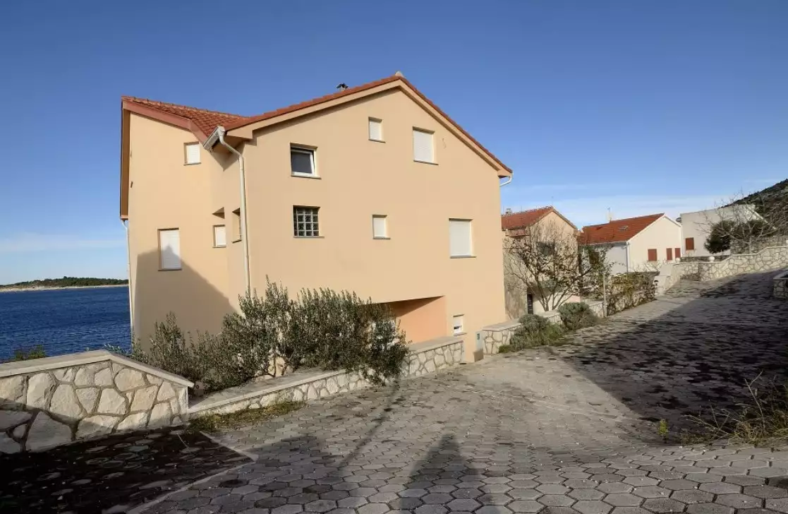 Villa 420m² in Croatia, Primosten. Priced at 2000000€ rent photo-5