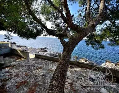 Buy in Croatia for 2000000€