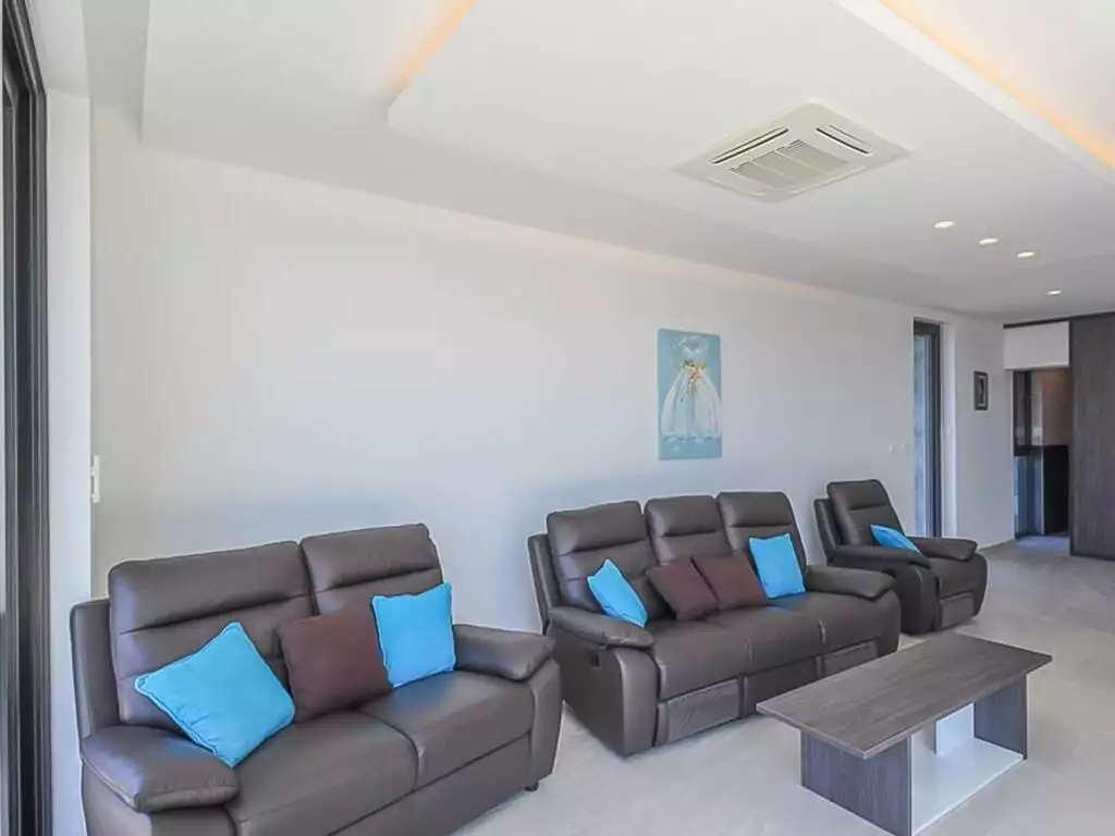 Villa 330m² in Croatia, Kostrena. Priced at 1900000€ rent photo-19